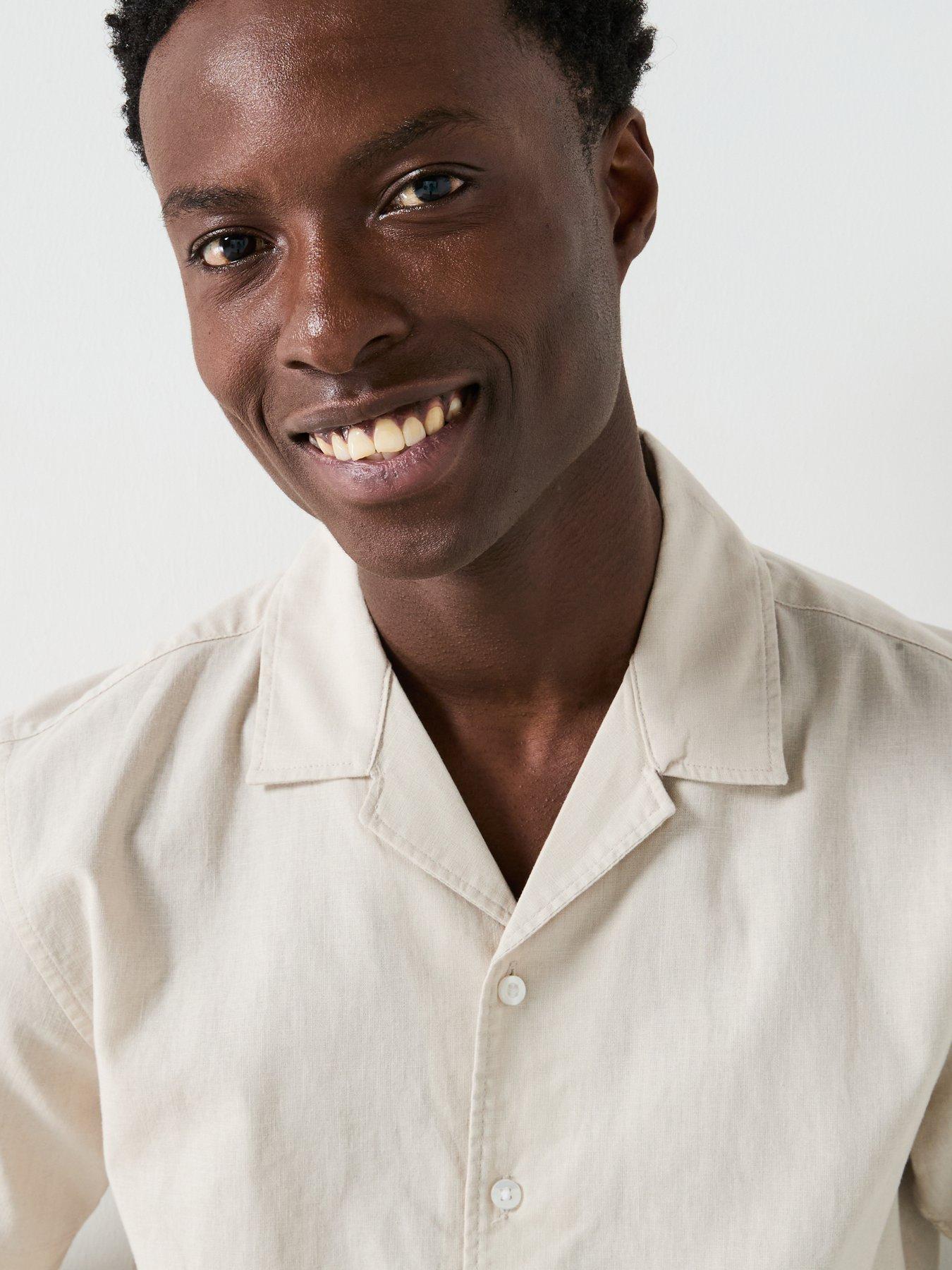 Image 4 of 6 of Everyday Short Sleeve Revere Collar Linen Shirt - Stone