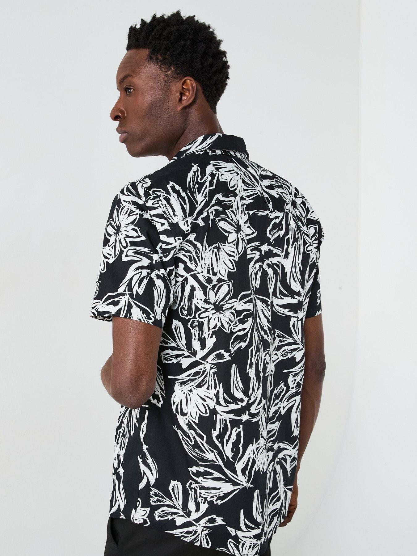 Image 2 of 6 of Very Man Short Sleeve Printed Shirt - Black/White