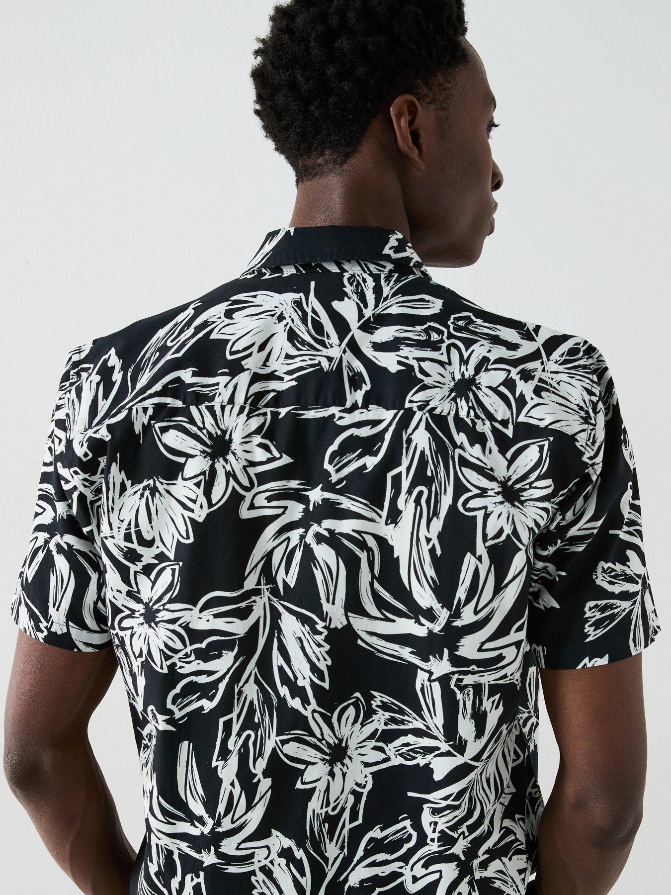 Image 5 of 6 of Very Man Short Sleeve Printed Shirt - Black/White