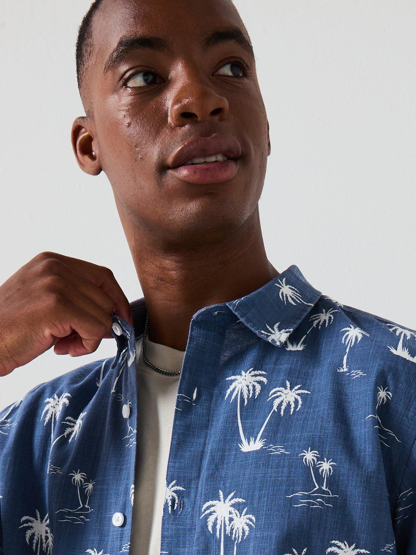 Image 4 of 6 of Very Man Short Sleeve Printed Shirt - Blue