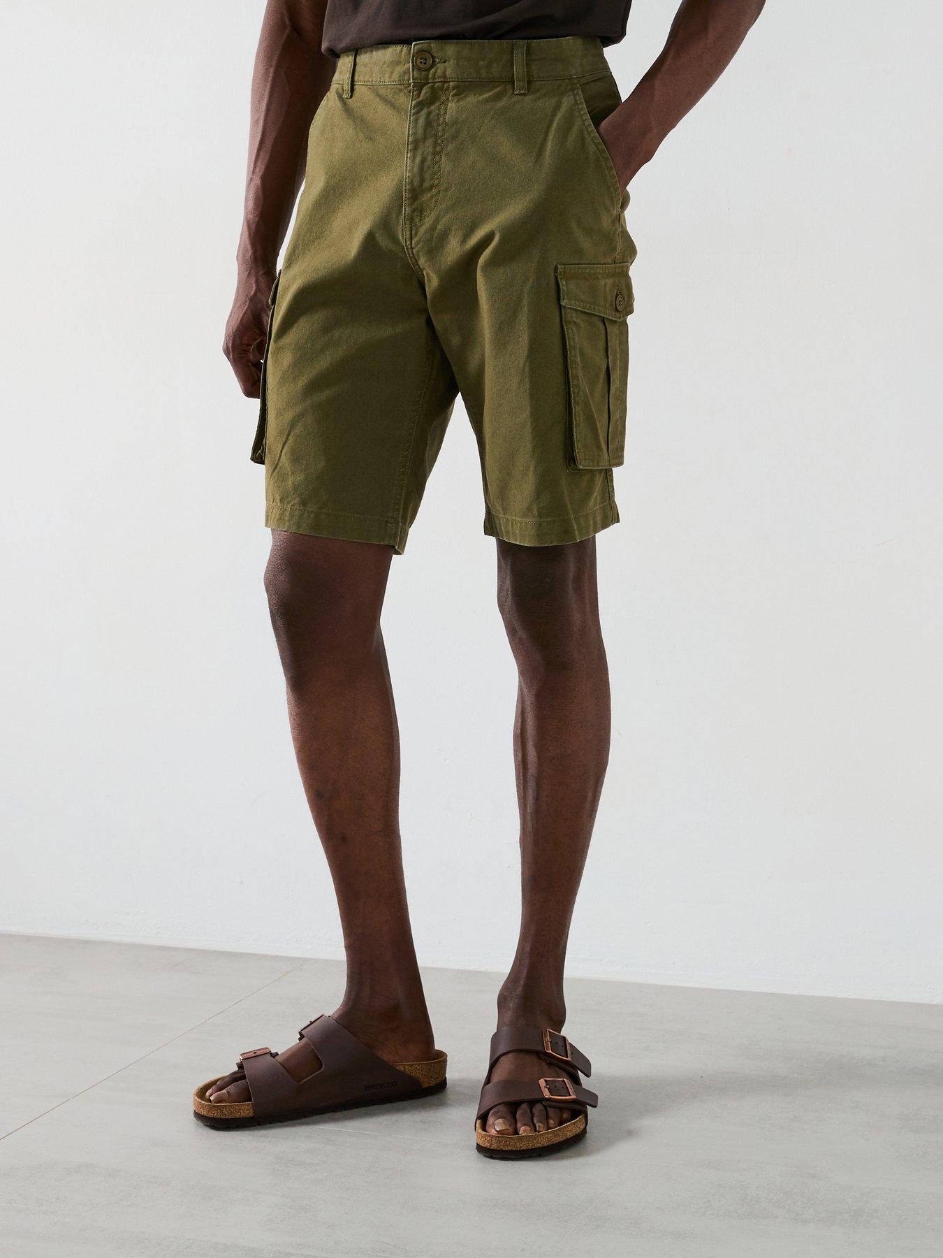 Very Man Cargo Shorts - Khaki