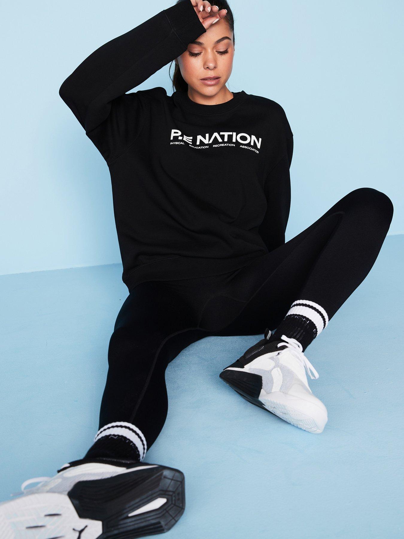 undefined Womens Training Qualify Sweatshirt - Black