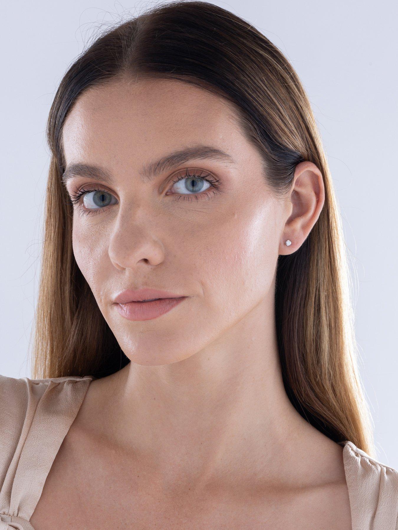 Image 5 of 6 of Love DIAMOND Lab Grown Diamond Stud Earring