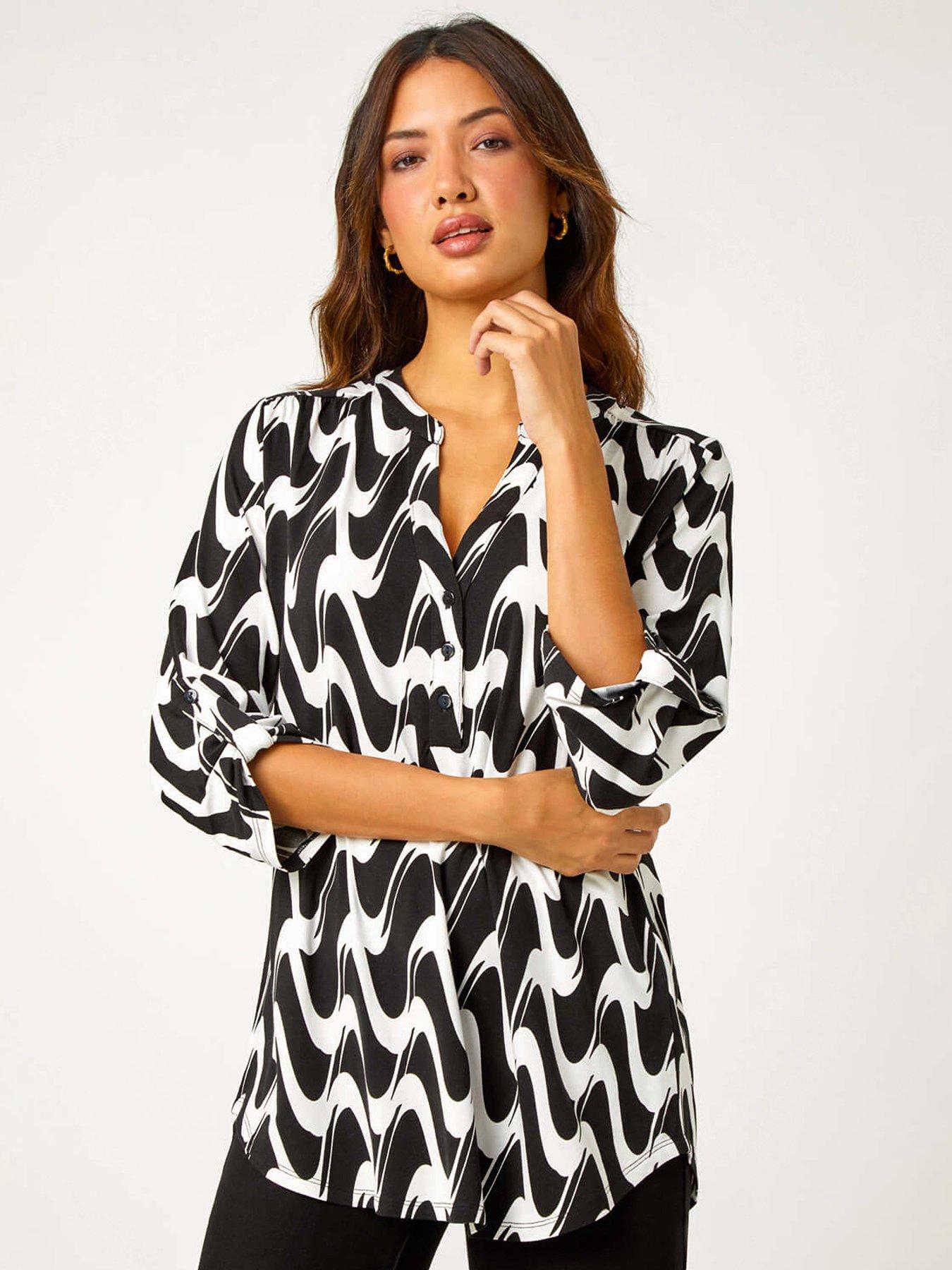 roman-geometric-print-v-neck-stretch-blouse-black