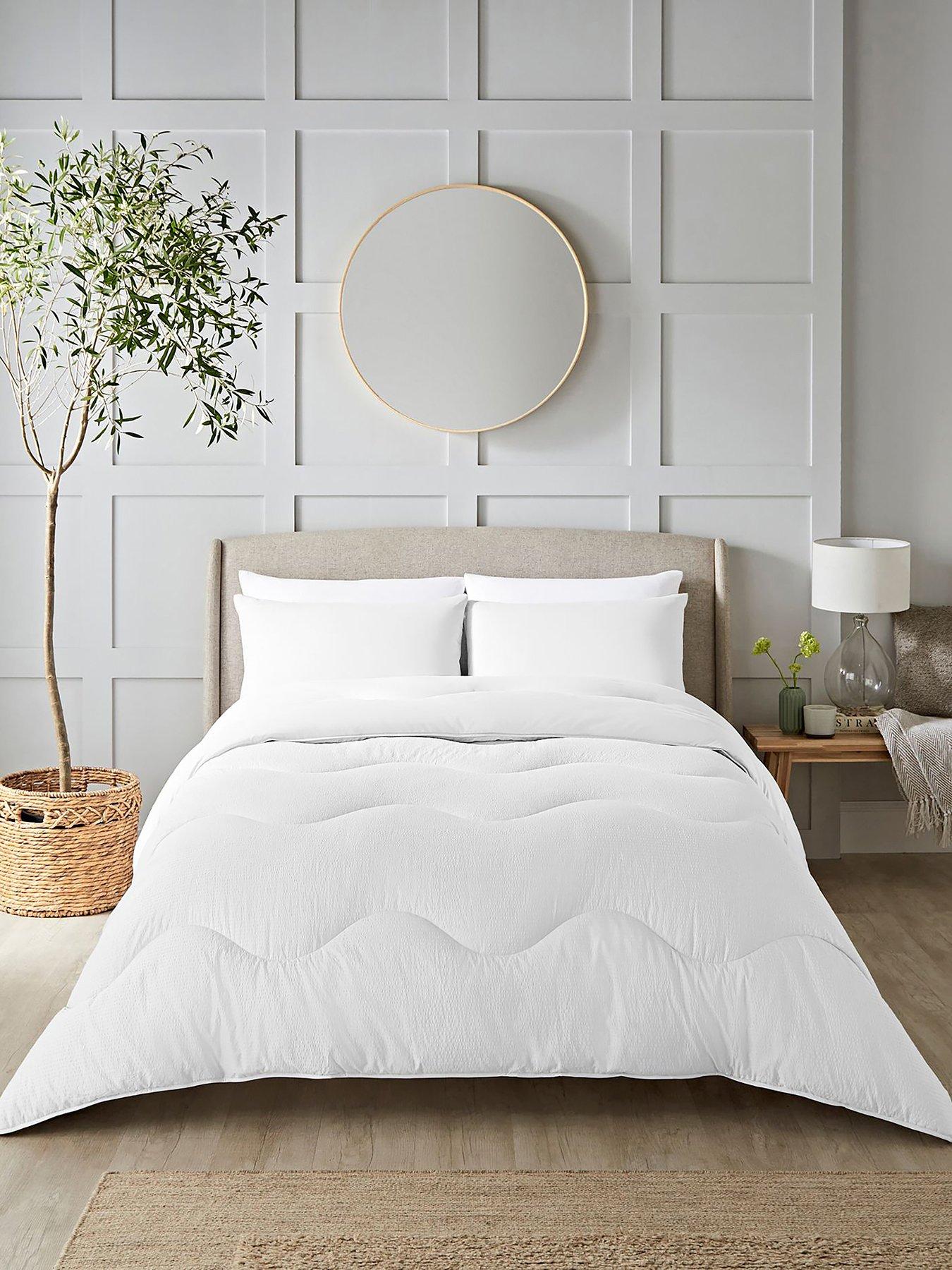 Night Lark Seersucker 10.5 Tog Coverless Quilt and Pillowcase Set