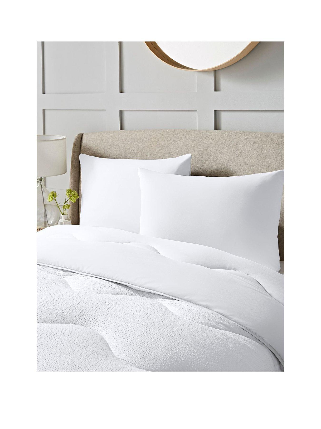 night-lark-seersucker-105-tog-coverless-quilt-and-pillowcase-set