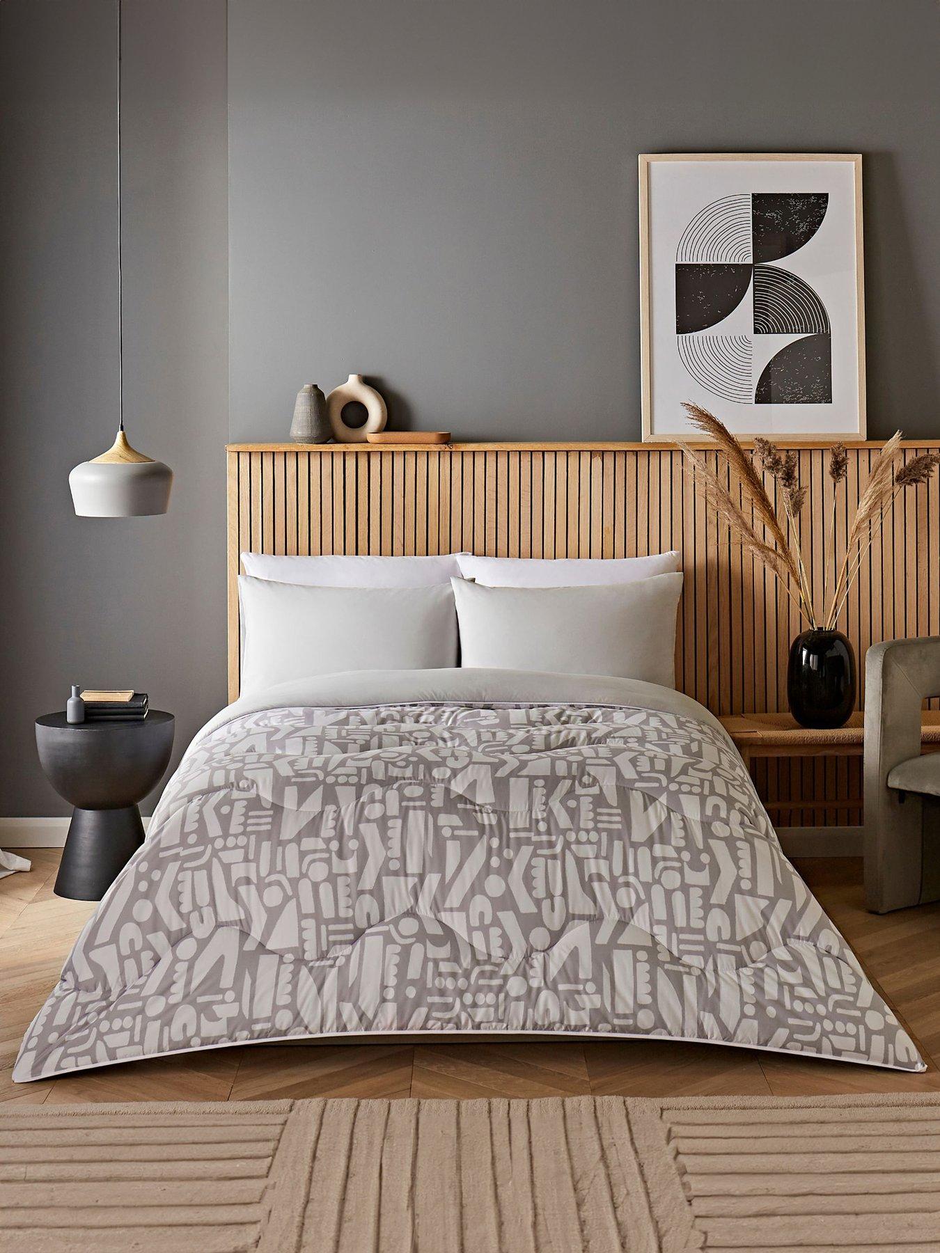 night-lark-simplistic-geo-105-tog-coverless-quilt-and-pillowcase-set