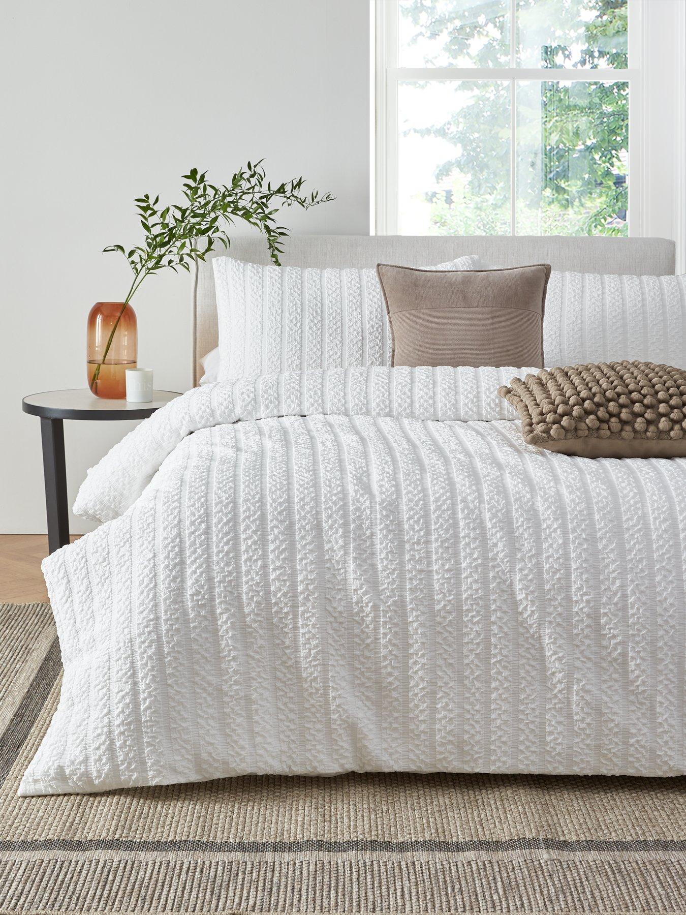 The Very Collection Super Soft Seersucker Stripe Duvet Cover Set