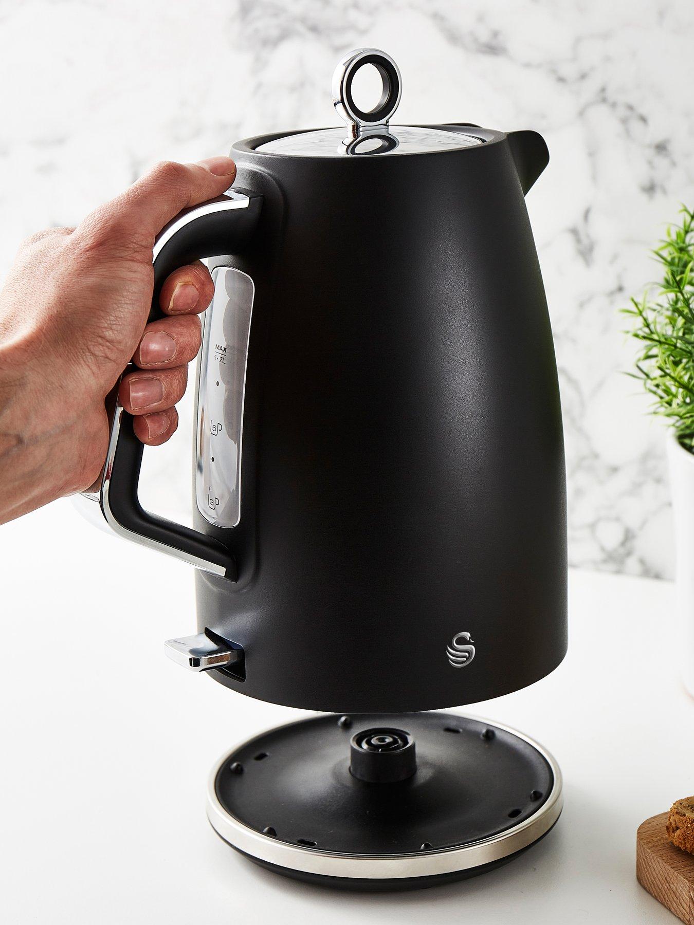  image of swan-serenity-sk14017blknbsp17l-kettle--nbspblack