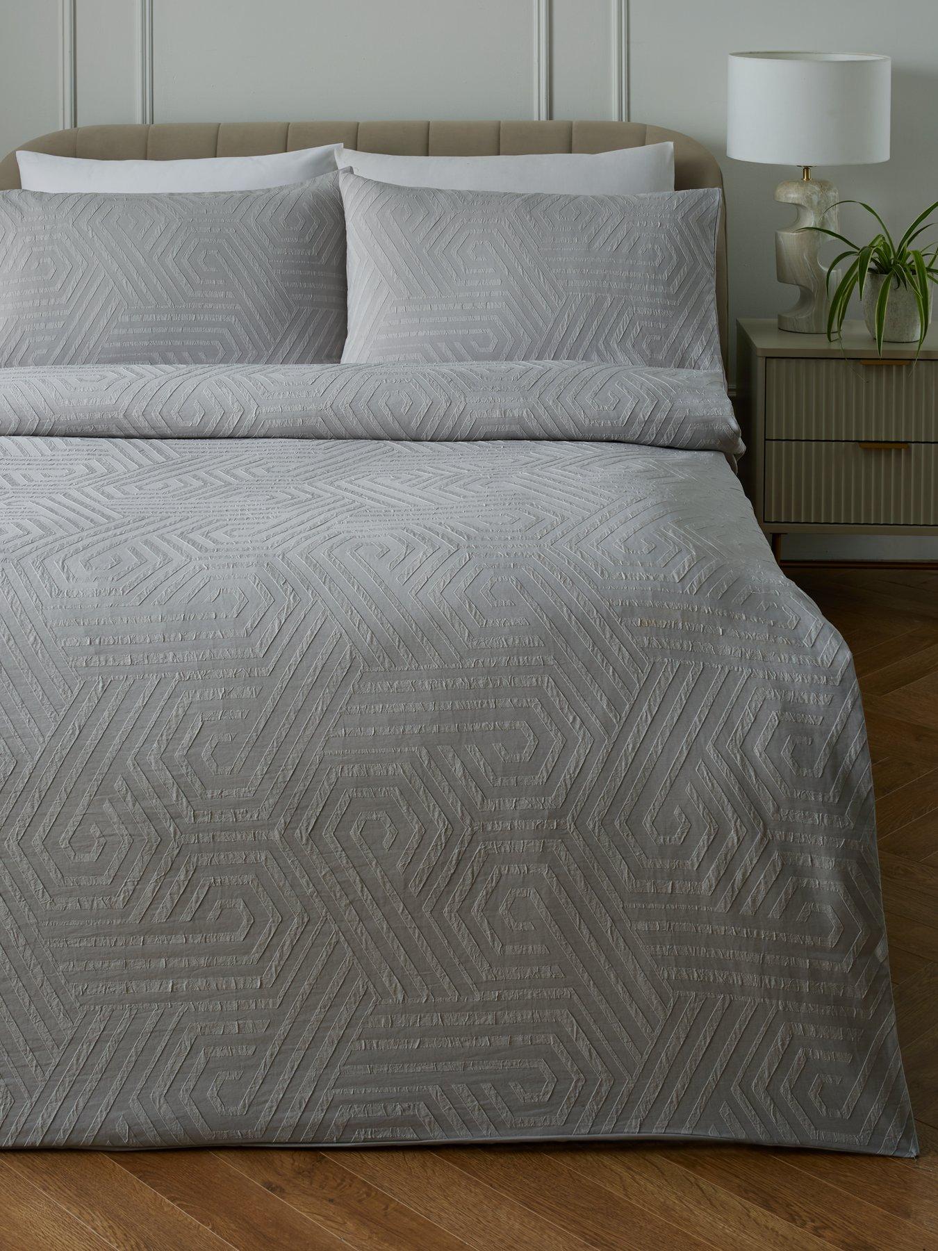 undefined Artemis Geo Jacquard Duvet Cover Set