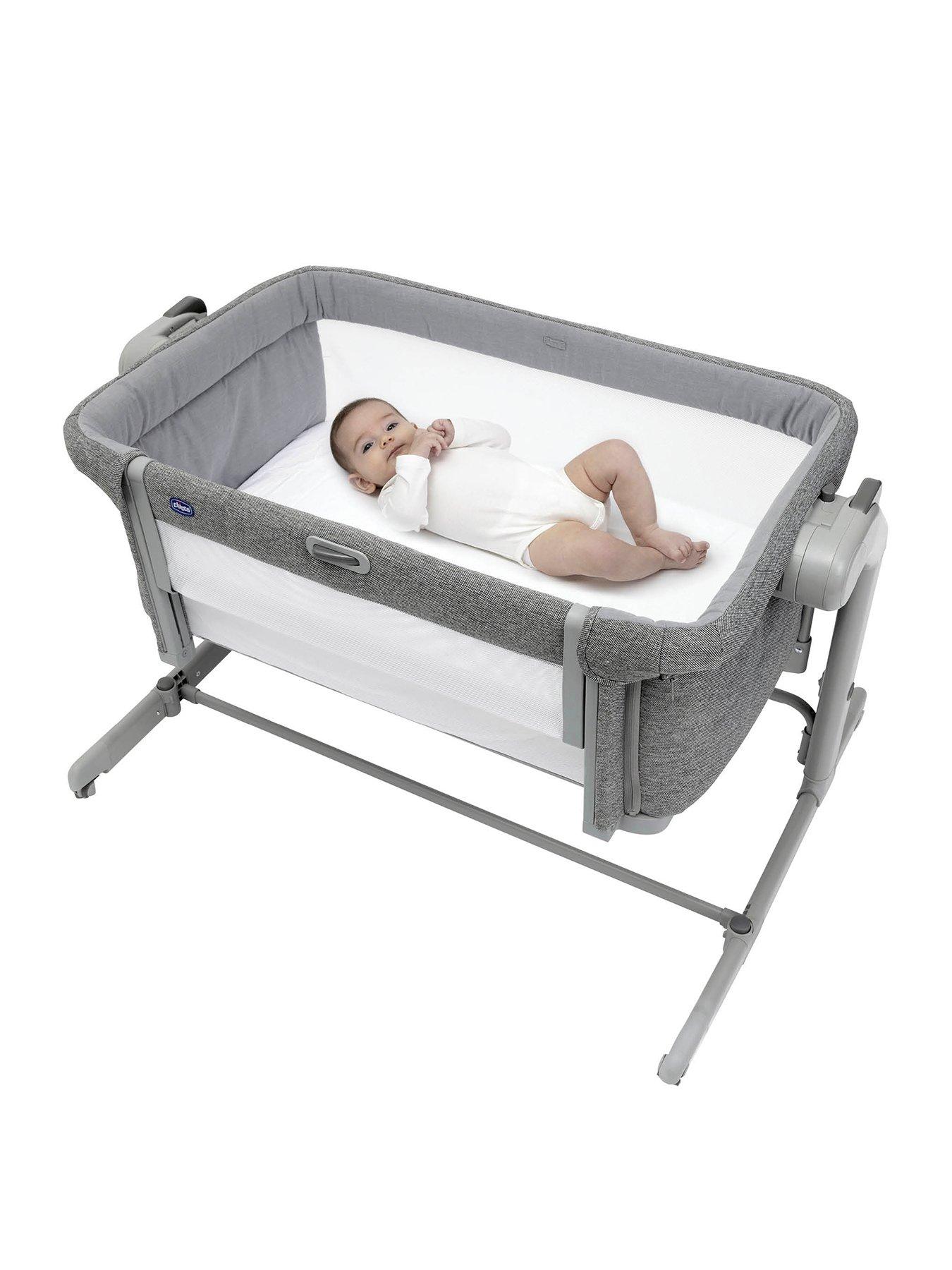 Chicco Next2Me Magic Evo Bedside Crib