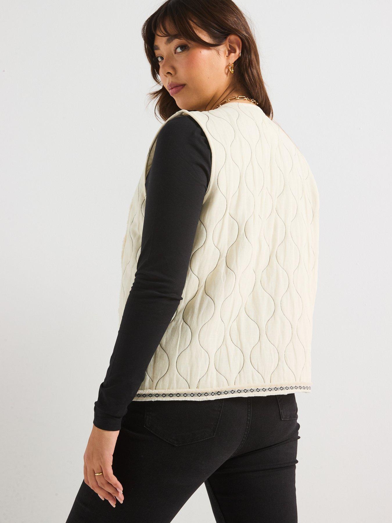  image of v-by-very-curve-quilted-edge-to-edge-gilet-white