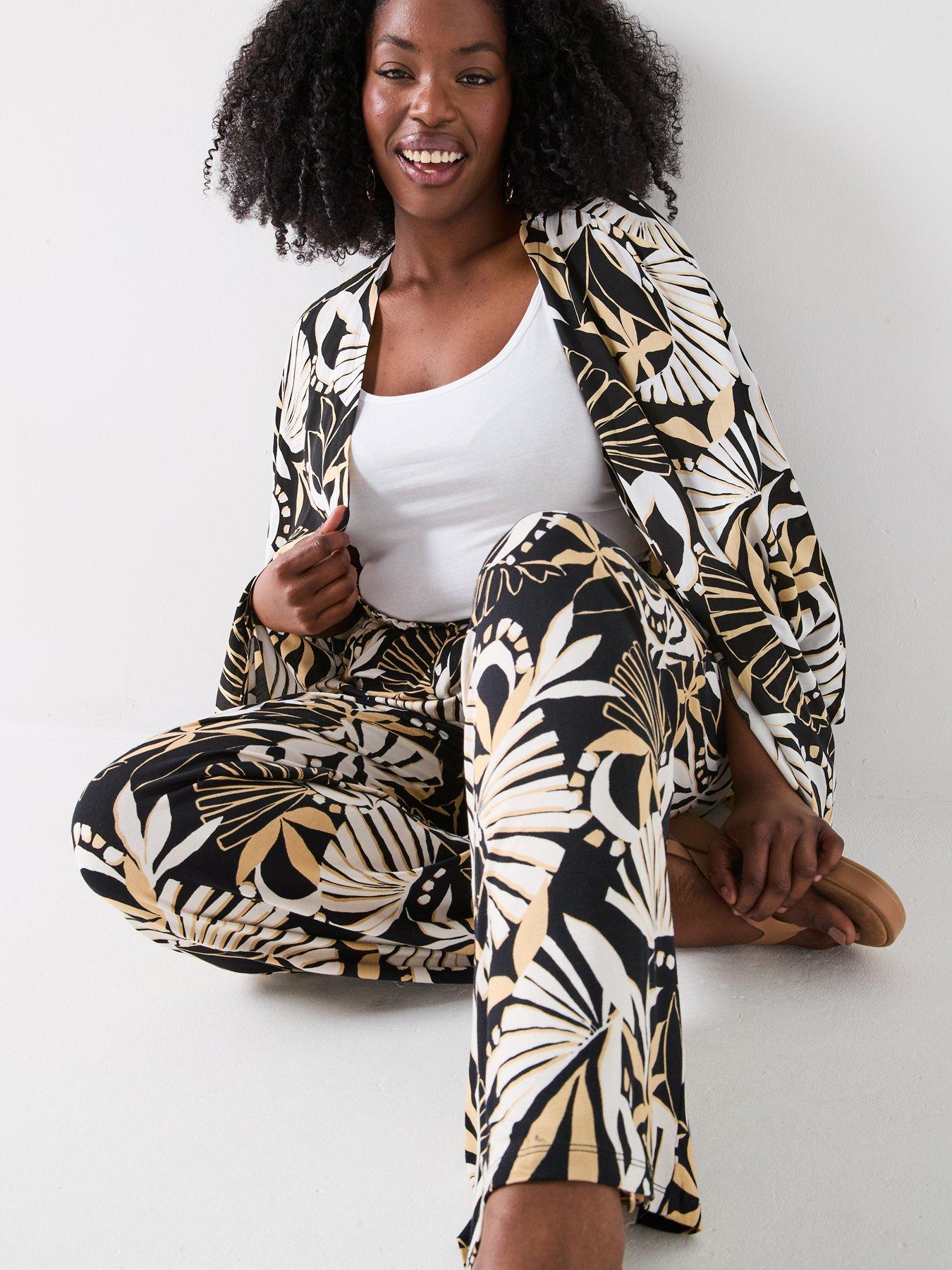 Image 5 of 6 of V by Very Curve Jersey Wide Leg Trouser - Print