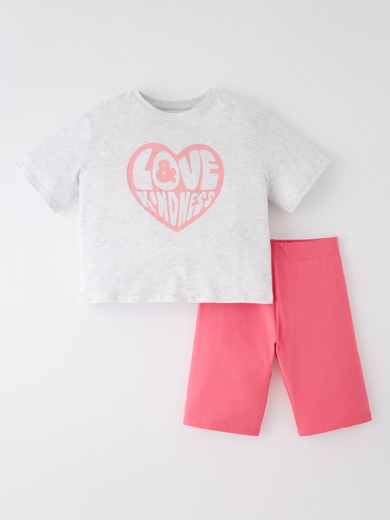 front image of everyday-girls-love-and-kindness-t-shirt-and-cycling-short