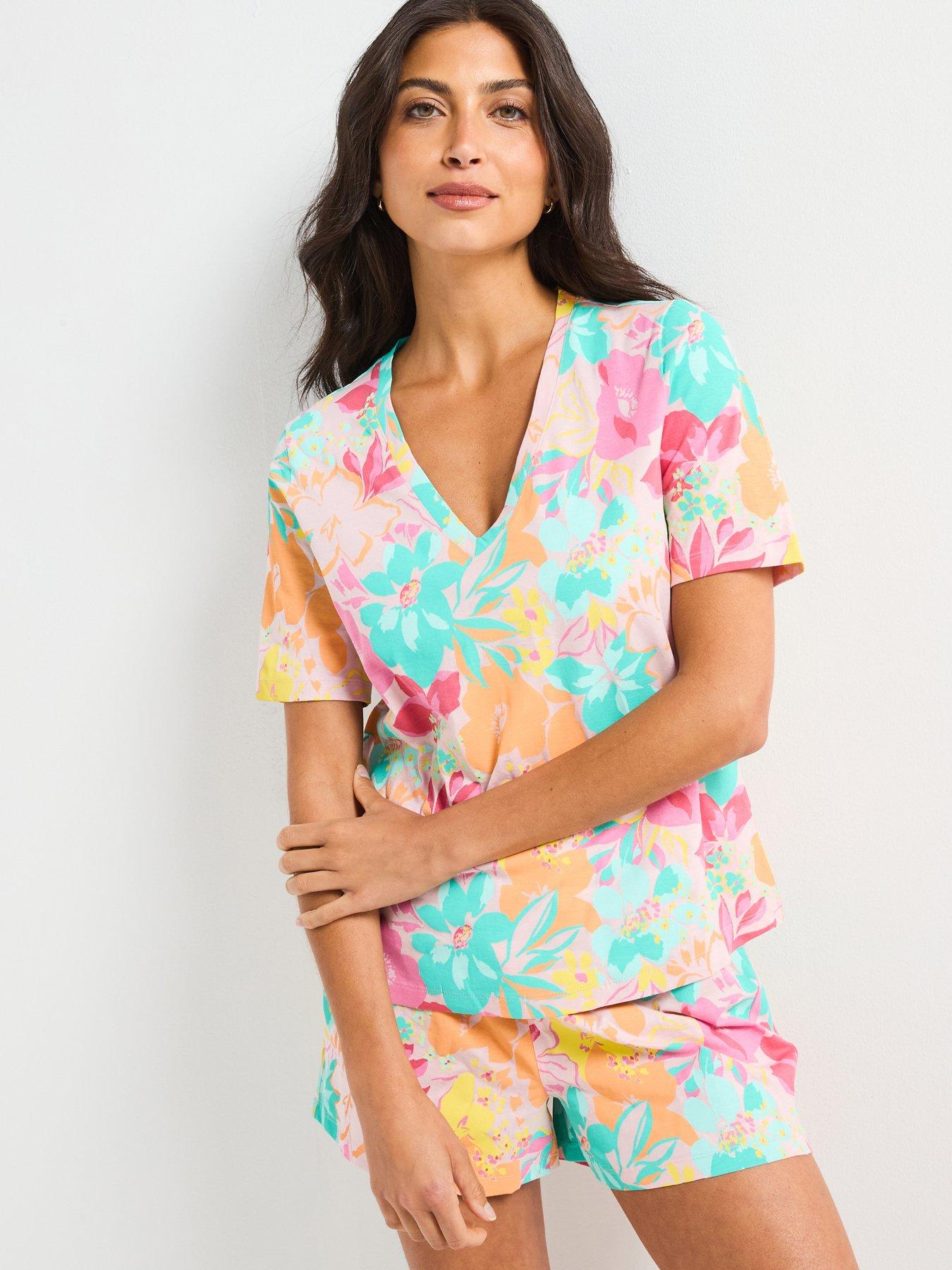 everyday-floral-v-neck-and-short-pj-set