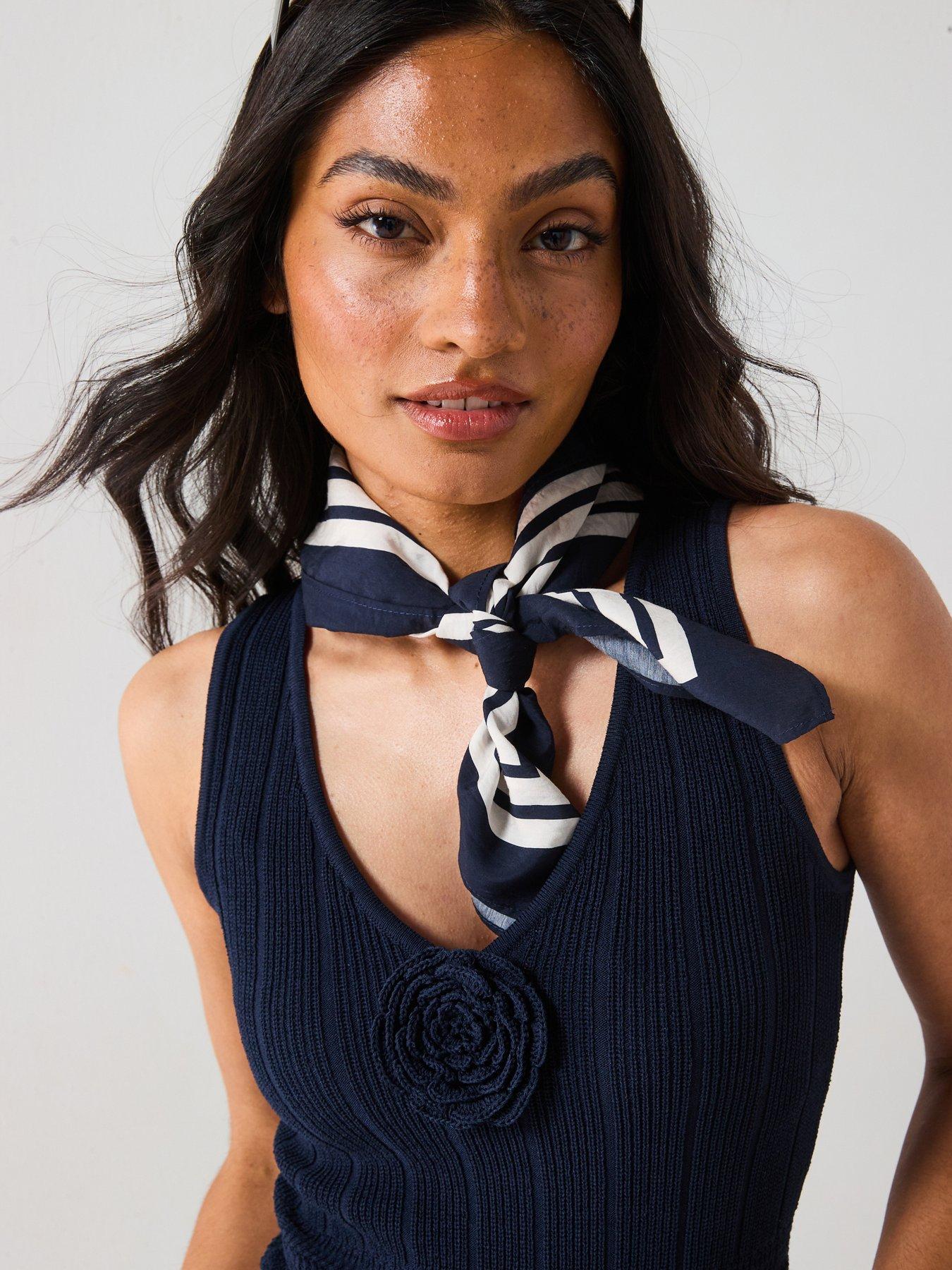 v-by-very-flower-applique-knitted-top-co-ord-blue