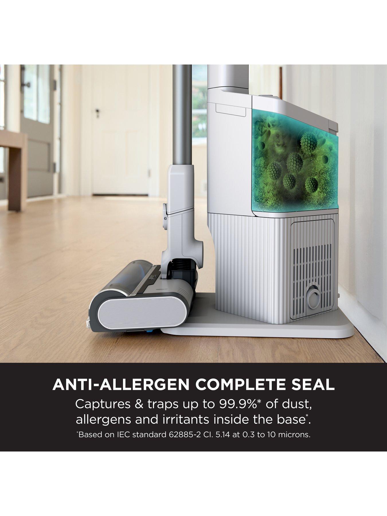 Image 6 of 7 of Shark Clean &amp; Empty Cordless Vacuum Cleaner &amp; Auto-Empty System BU3521UK