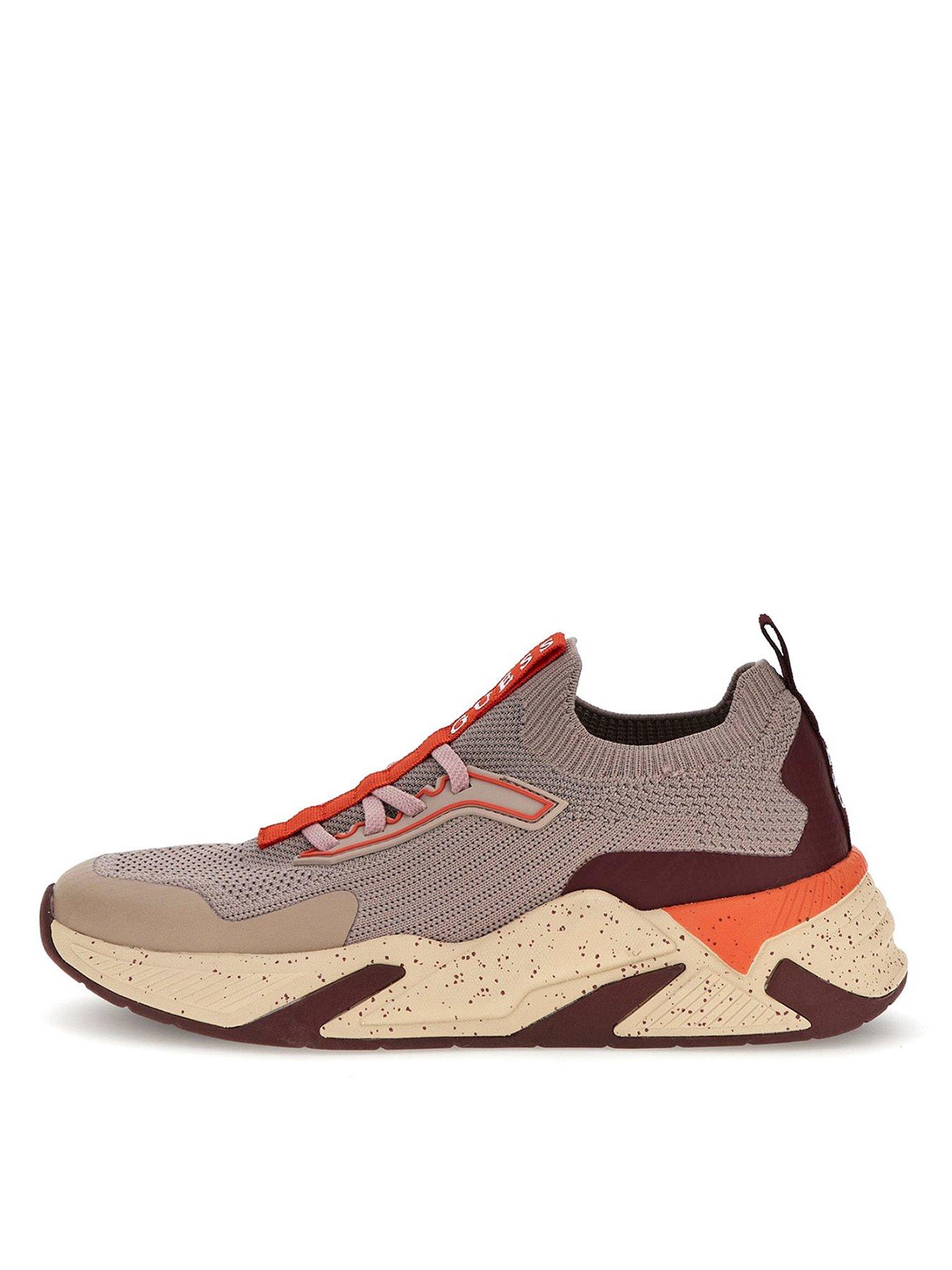  image of guess-gaxtin-knitted-runner