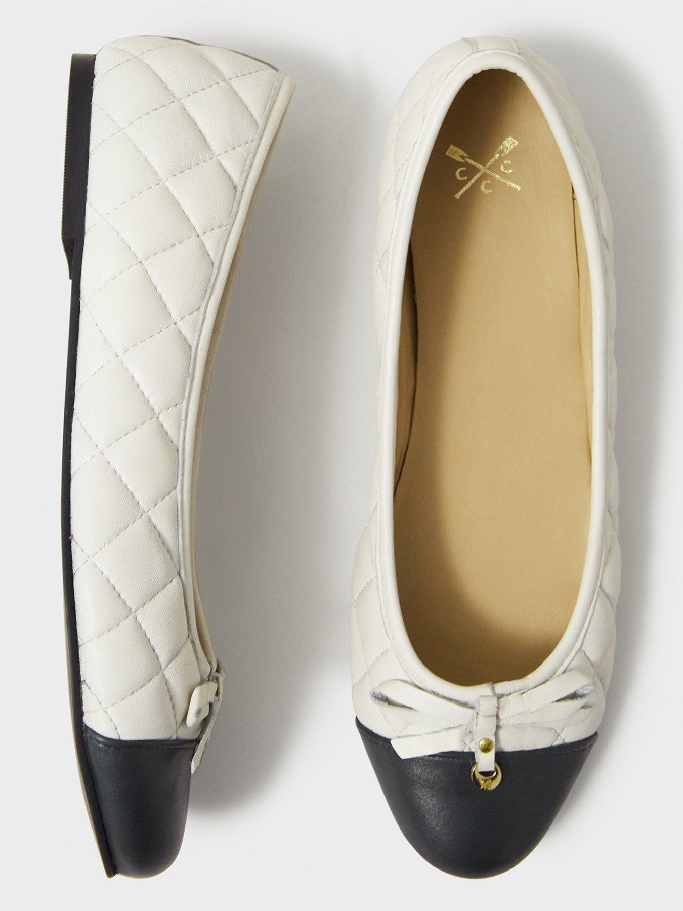  image of crew-clothing-quilted-pumps-white