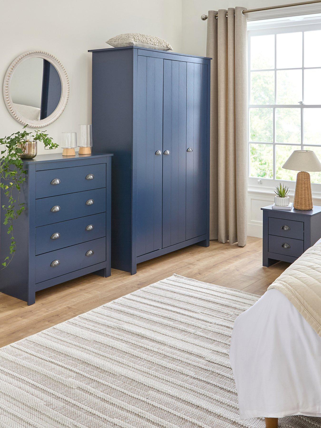 very-home-atlanta-3-piece-bedroomnbspfurniturenbspset-3-door-wardrobe-4-drawer-chest-and-2-drawer-bedside-chest--nbspnavy