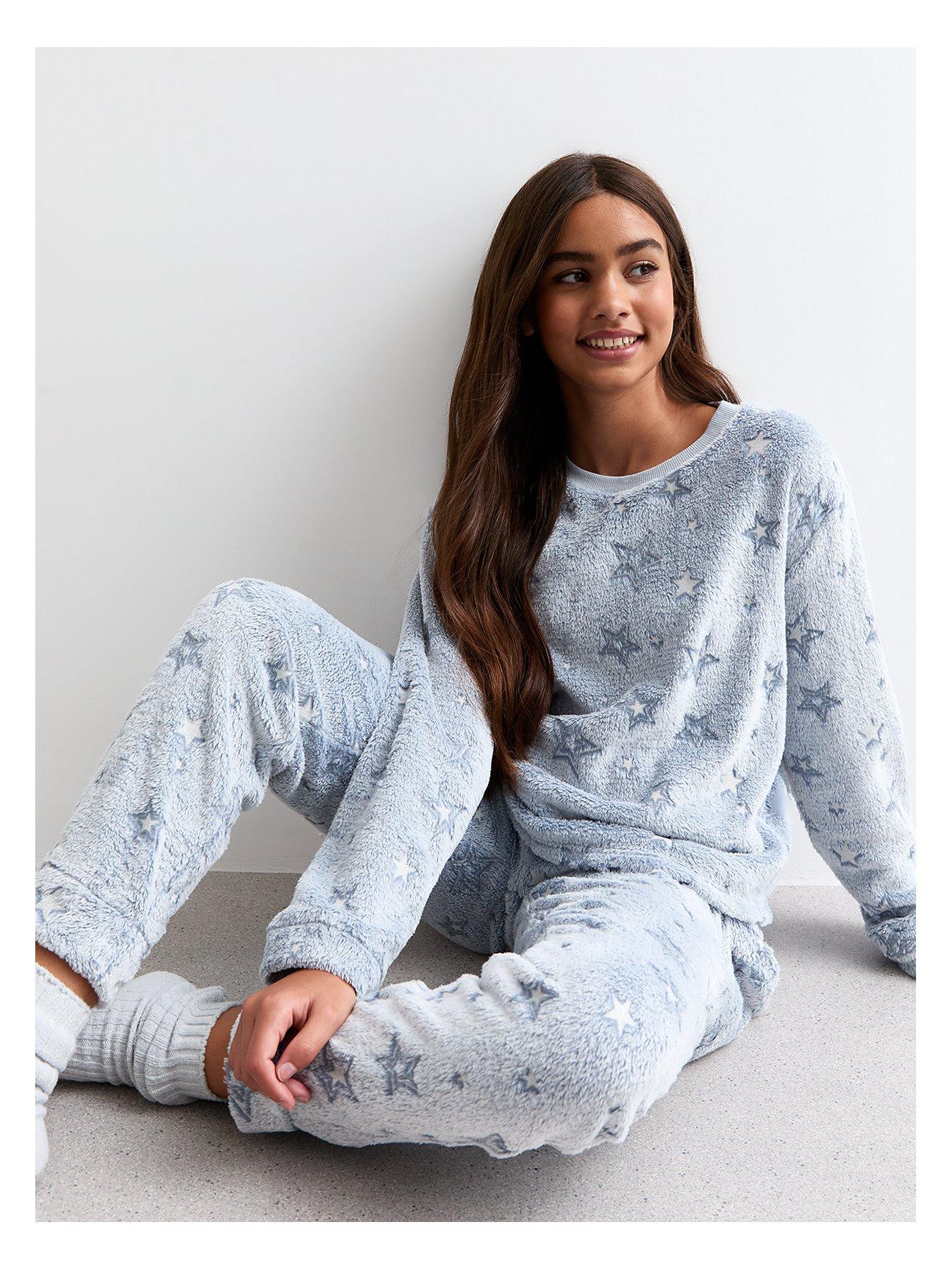 undefined Girls Blue Metallic Star Fleece Long Pyjama Set