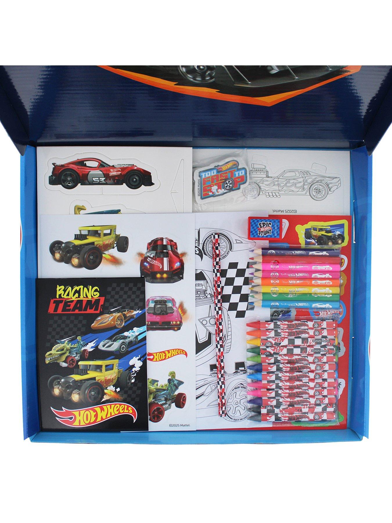 Image 2 of 6 of Hot Wheels Large Art Set