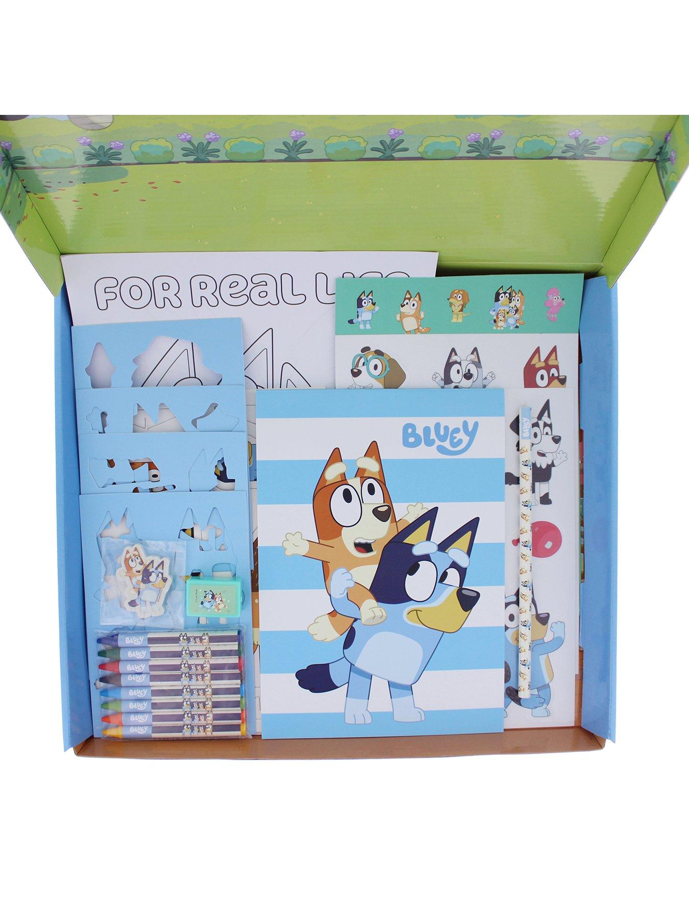 Image 2 of 7 of Bluey Large Art Set