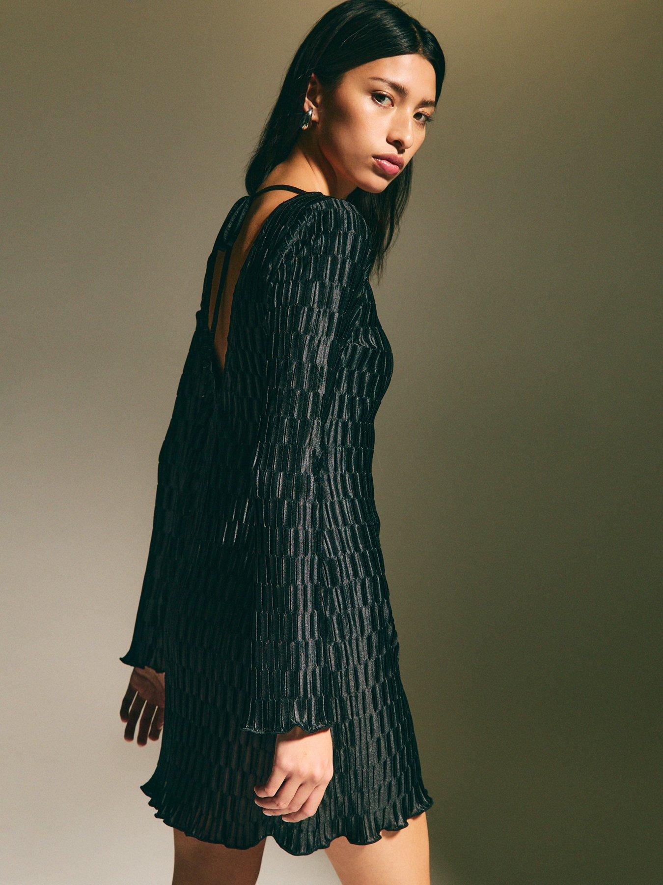 Image 2 of 4 of New Look Plisse Long Sleeve Mini Dress - Black