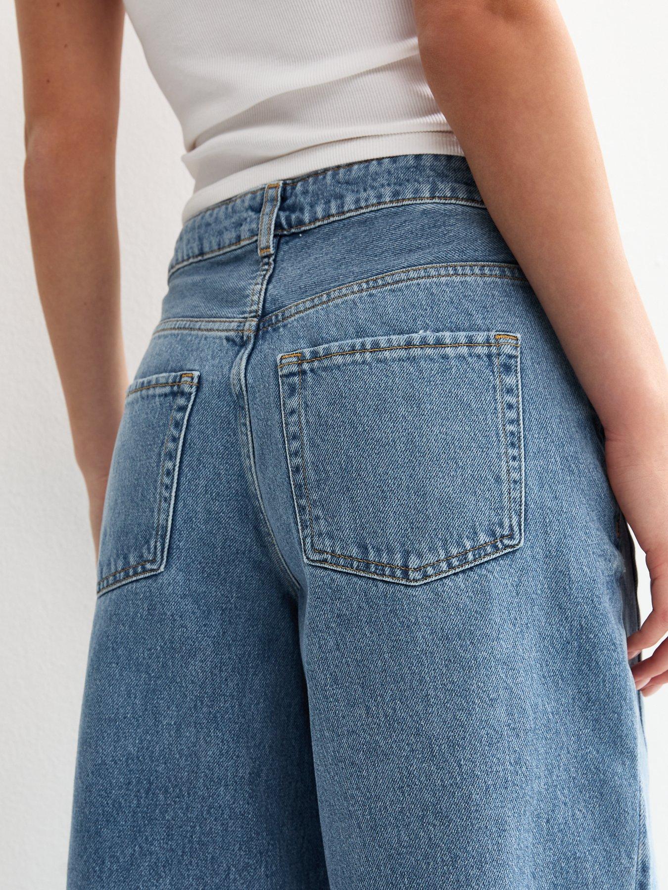 Image 6 of 6 of New Look Washed Barrel Leg Jeans - Blue