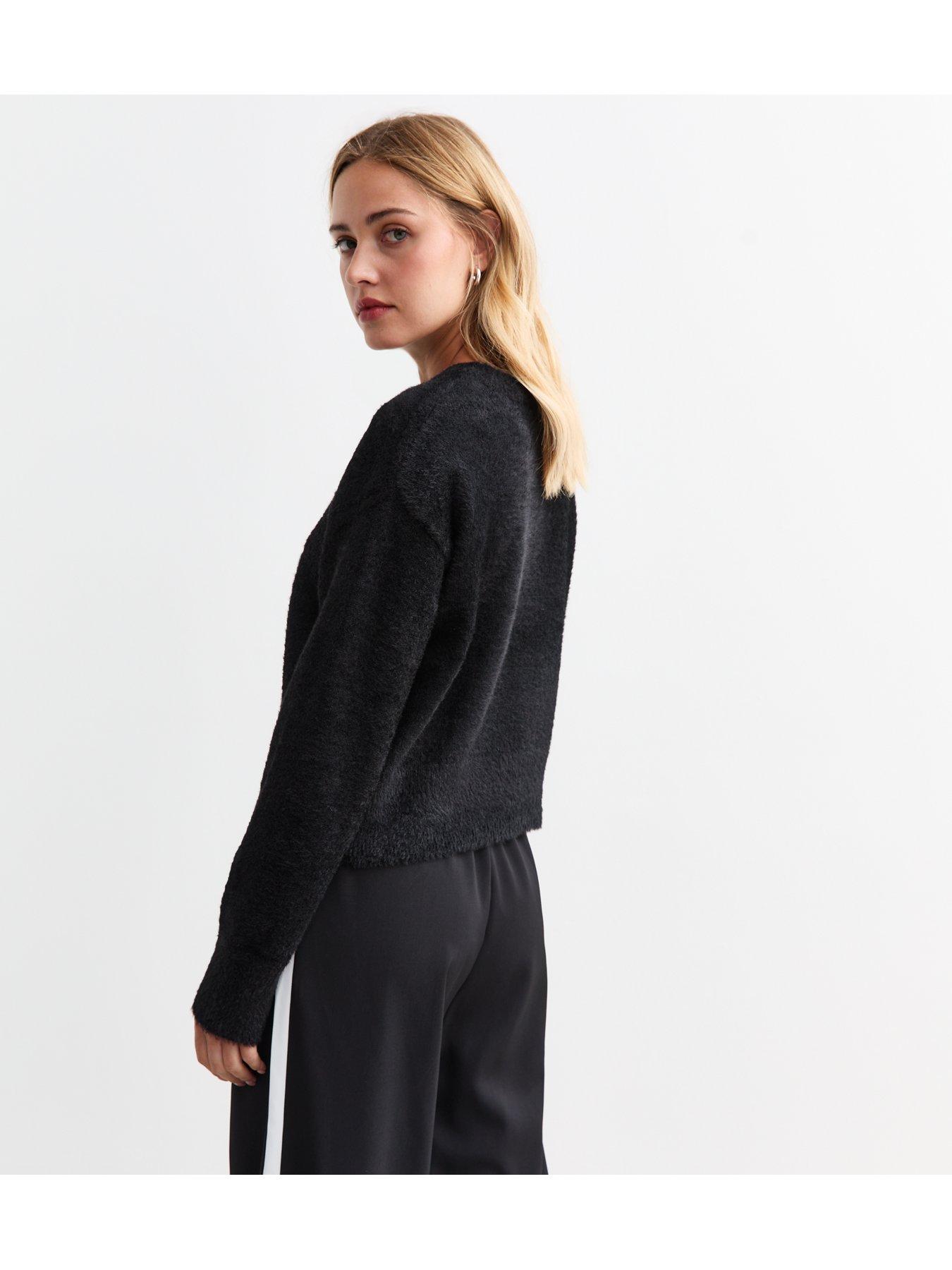 Image 2 of 4 of New Look C'est Bon Fluffy Jumper - Black