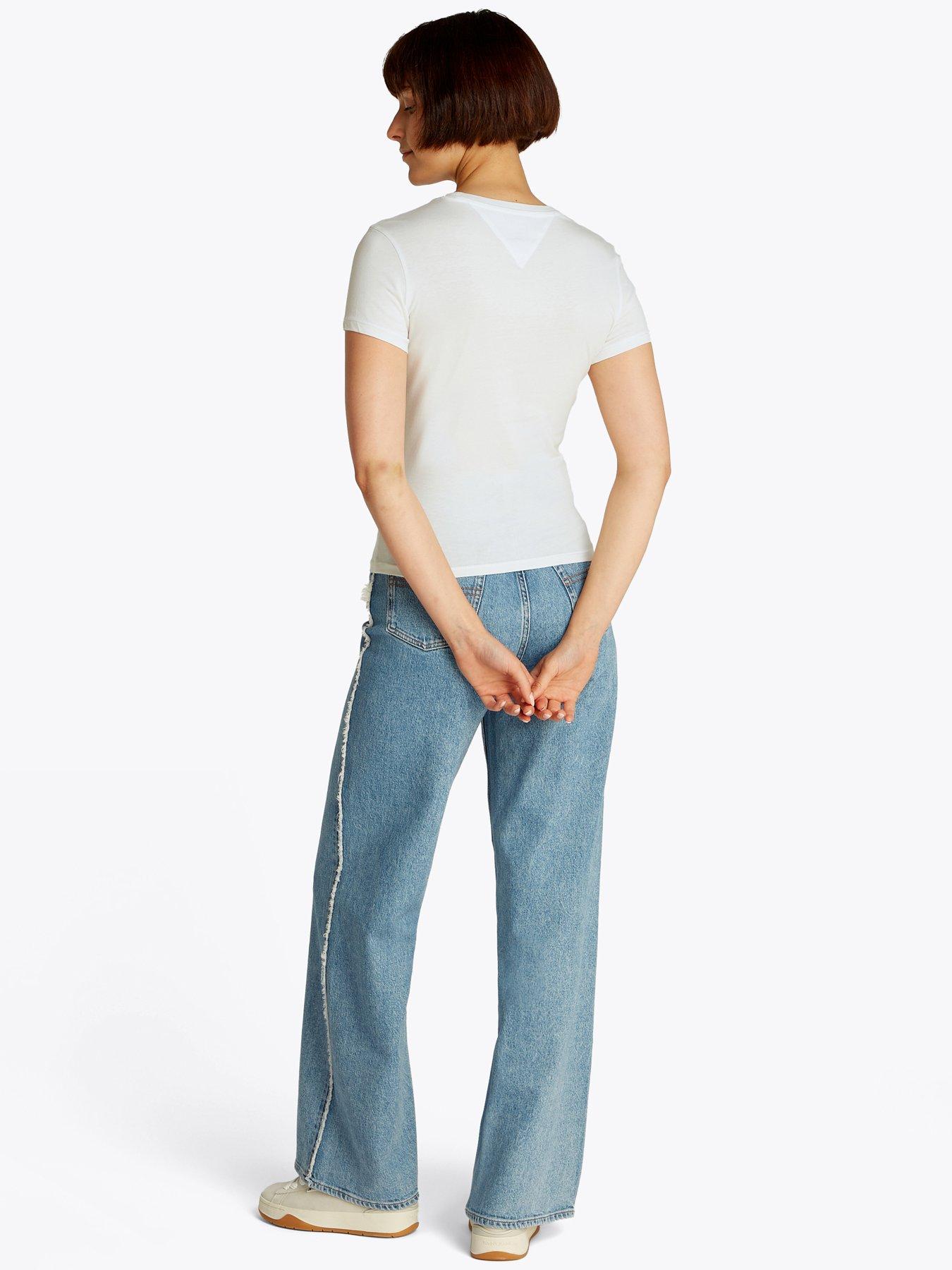 stillFront image of tommy-jeans-essential-logo-t-shirt-white