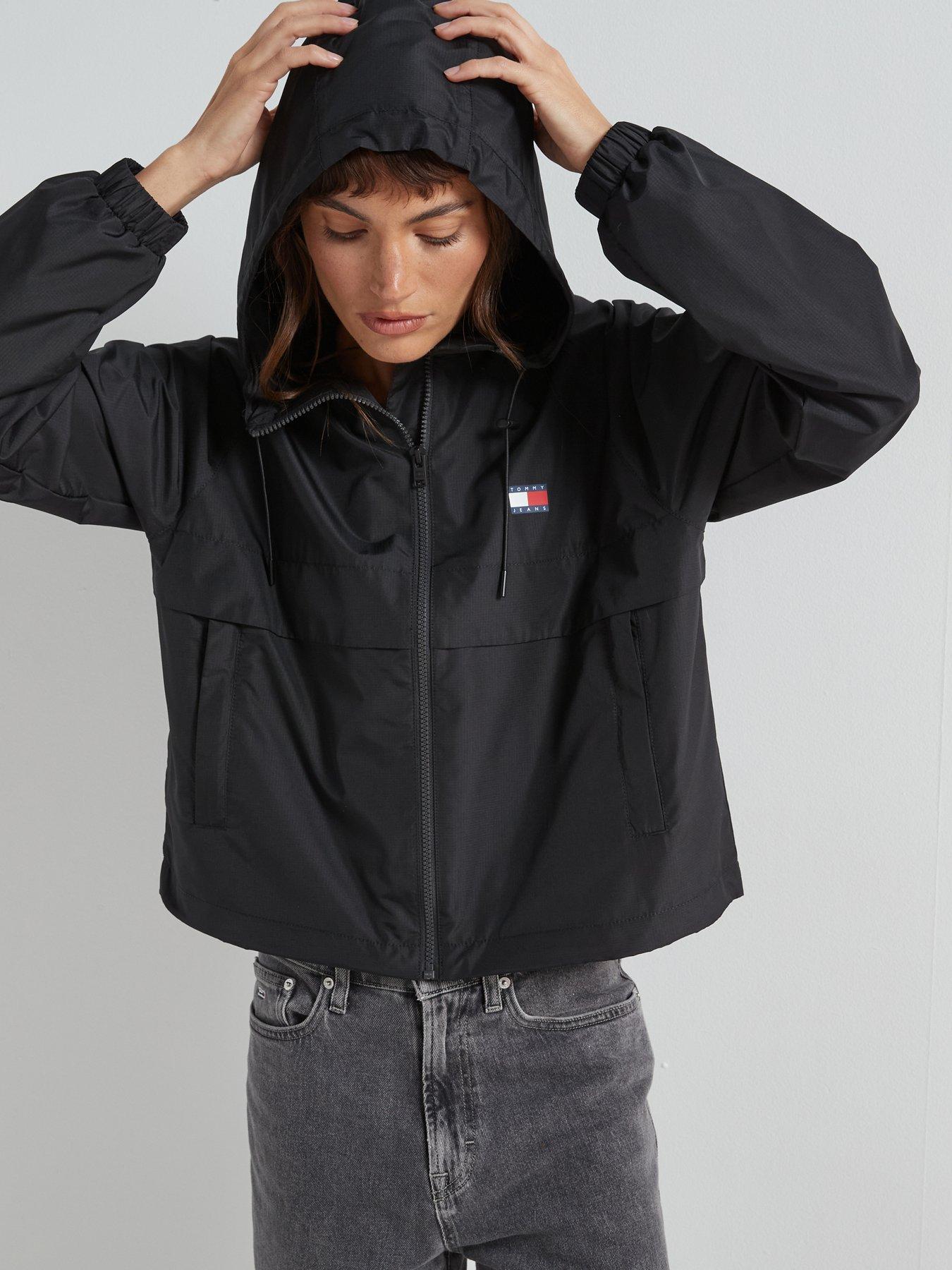 tommy-jeans-hooded-windbreaker-jacket-black