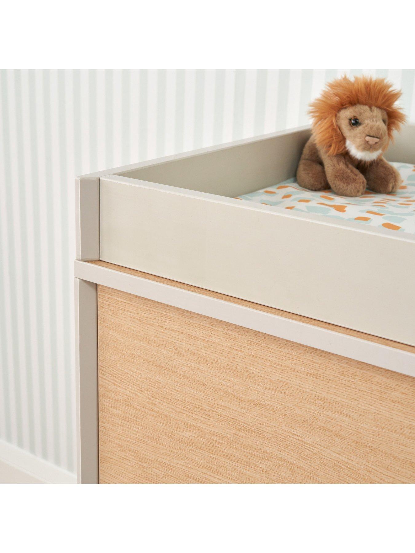 Image 5 of 6 of Tutti Bambini Fika Chest Changer - Light Oak/White Sand