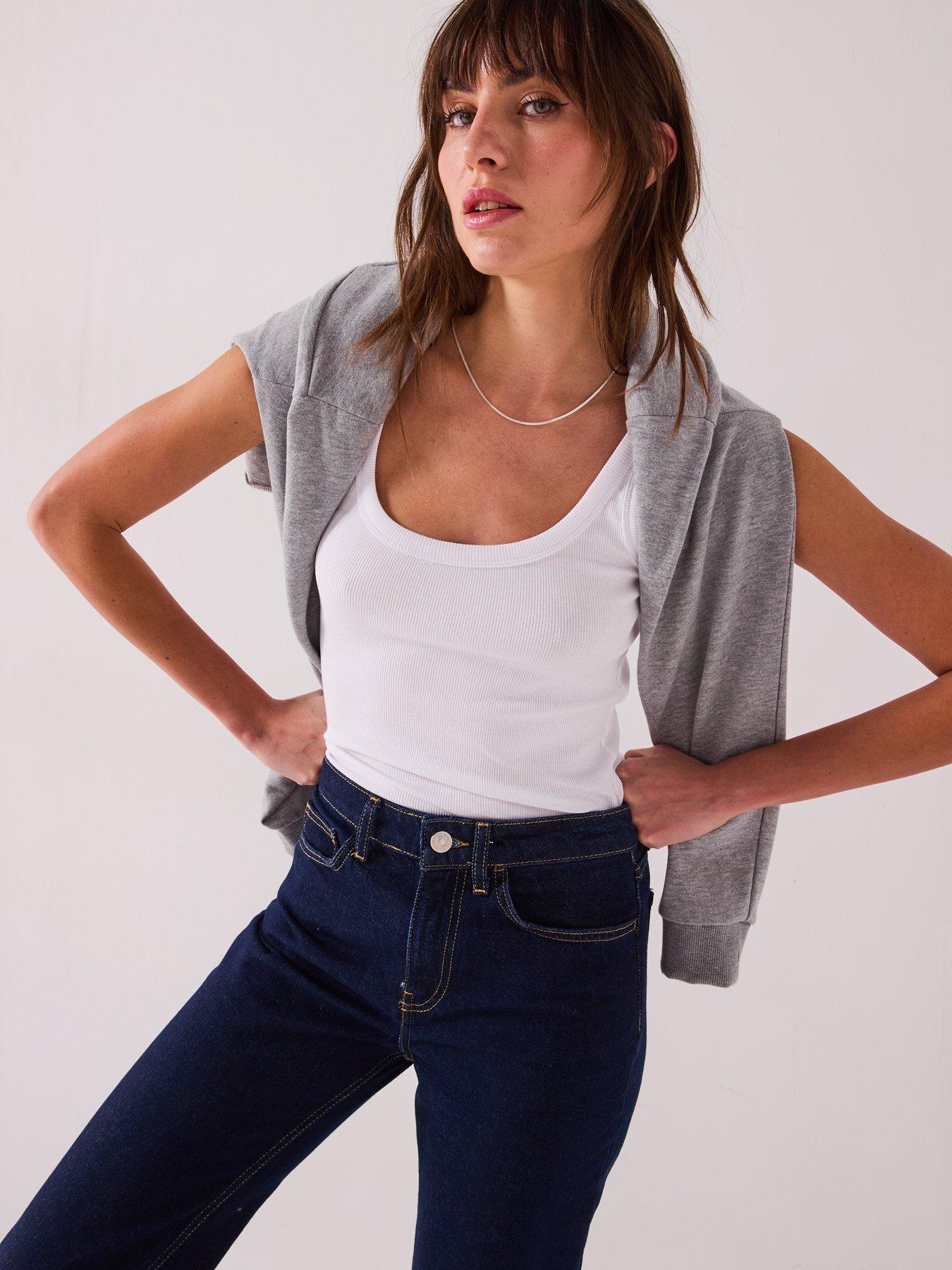 Image 5 of 6 of V by Very Tall Essential Rib Scoop Vest - White