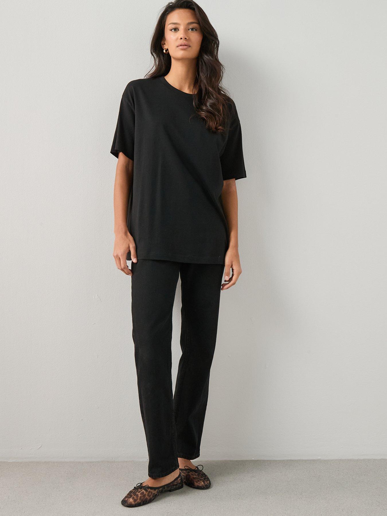Image 4 of 7 of The Very Collection Womens Oversized Crew Neck T-Shirt - Black
