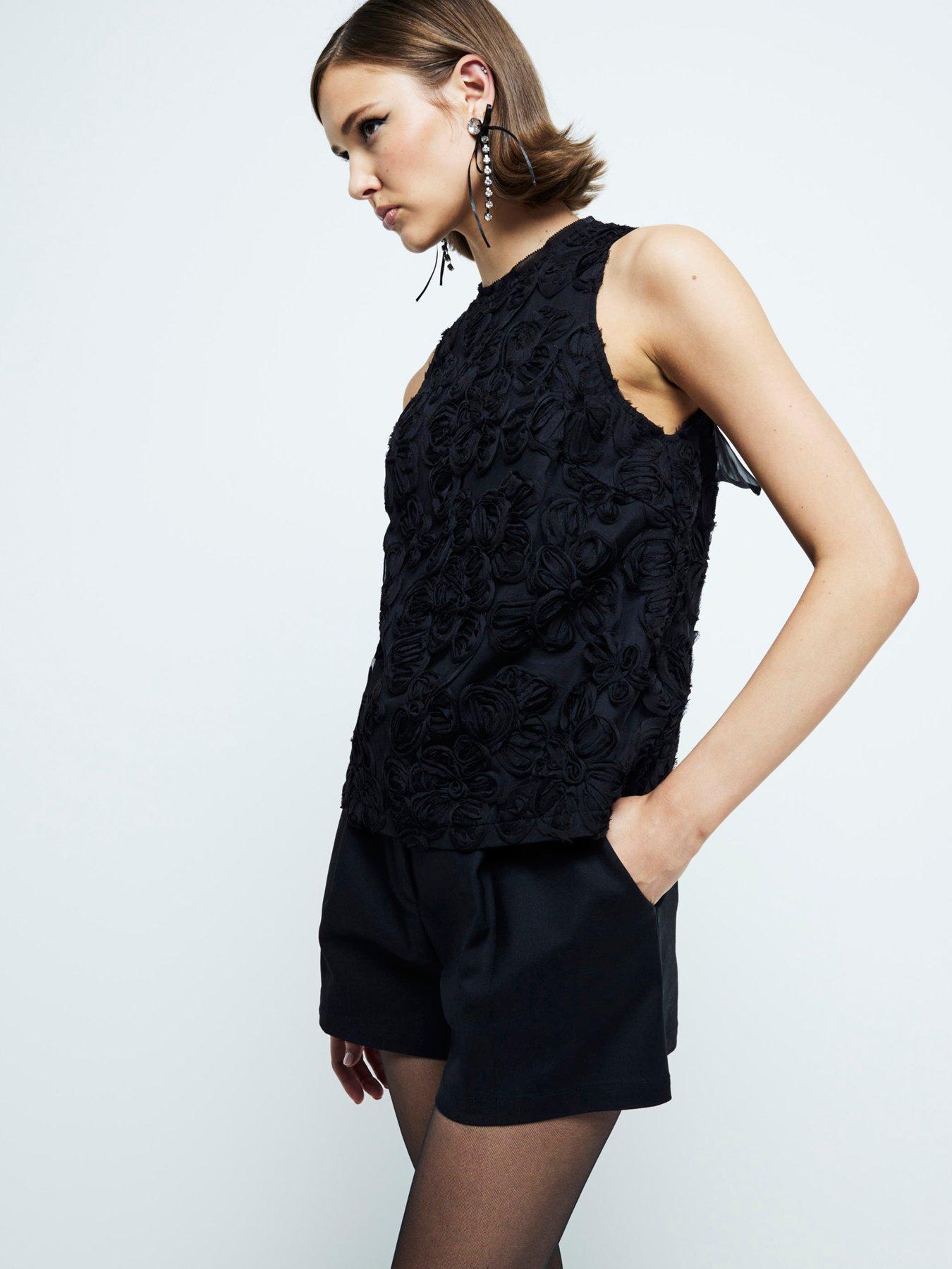 undefined 3D Floral Bow Detail Shell Top - Black