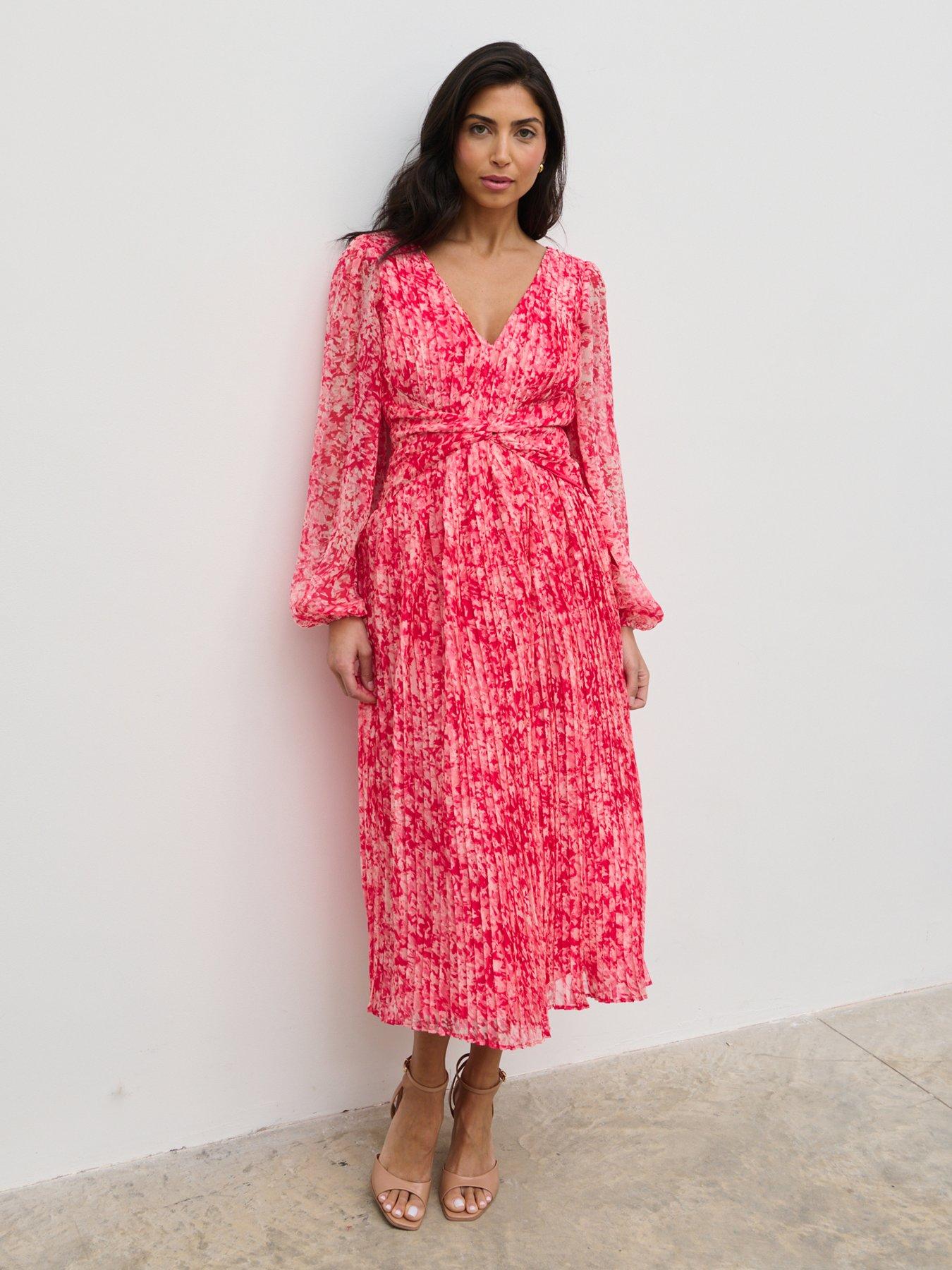 pretty-lavish-jade-floral-pleated-v-neck-midaxi-dress-pink
