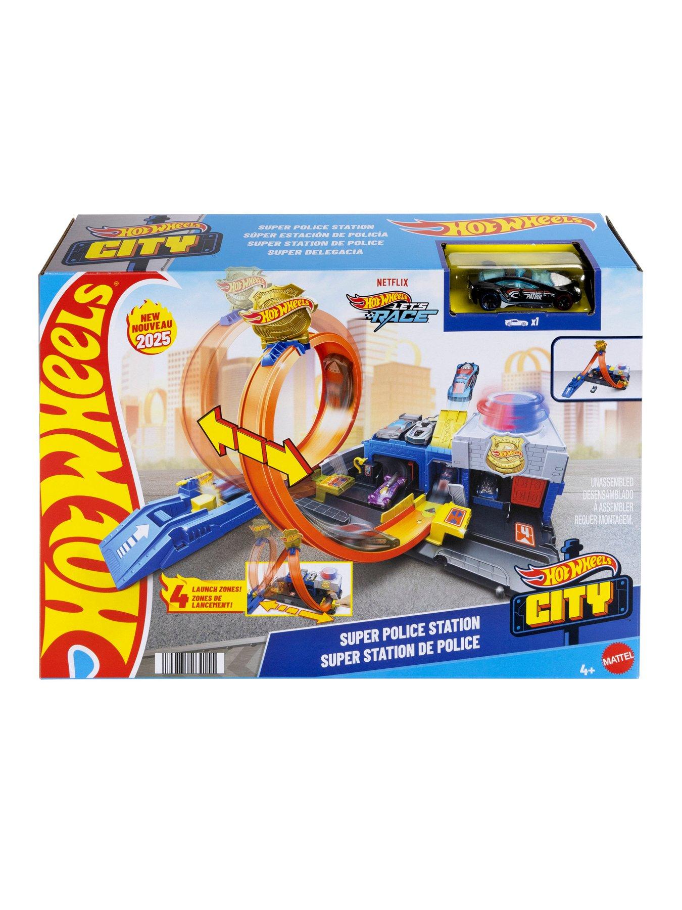 Image 6 of 7 of Hot Wheels City Super Police Station