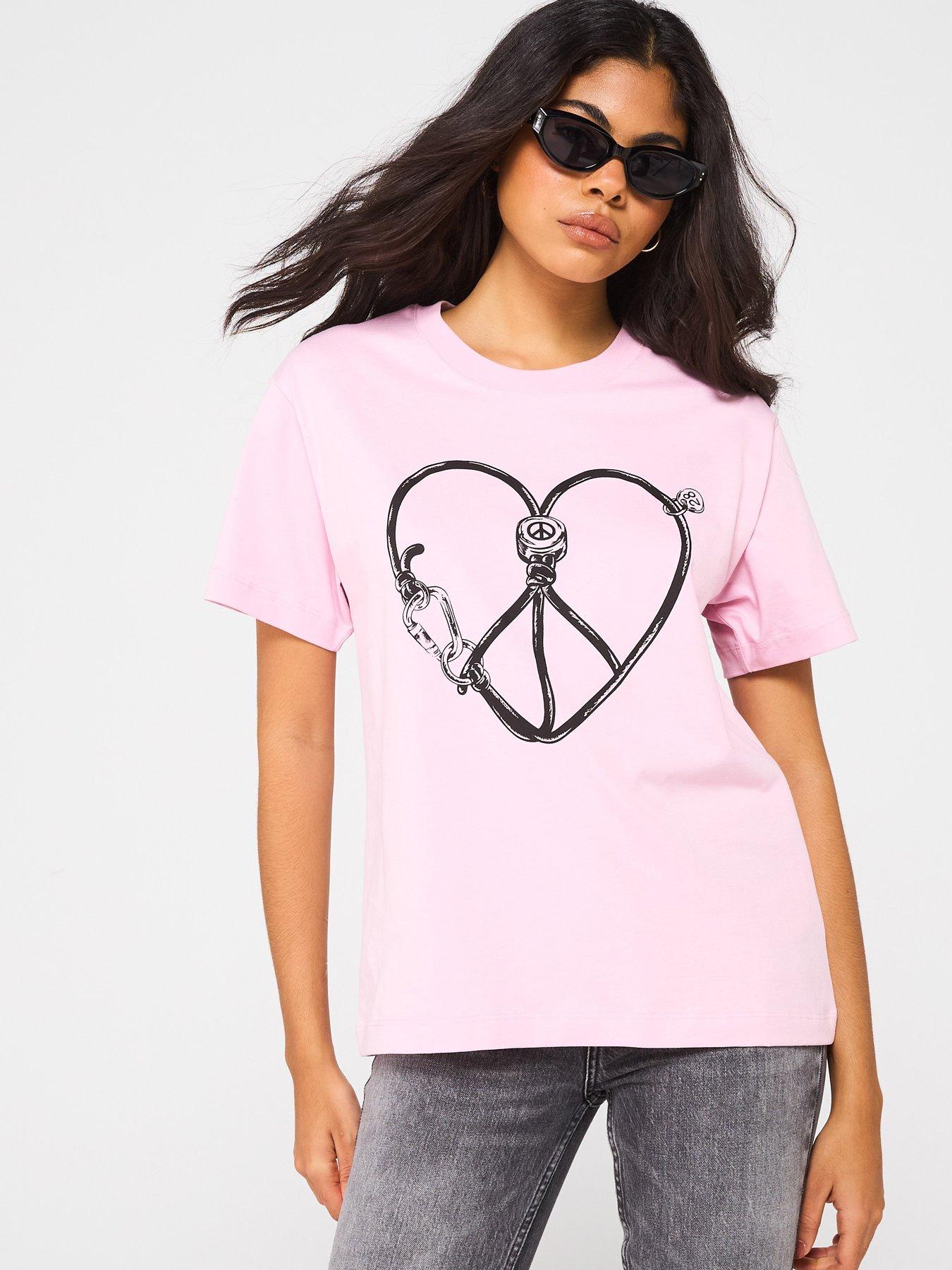 moschino-jeans-heart-logo-t-shirt-pink