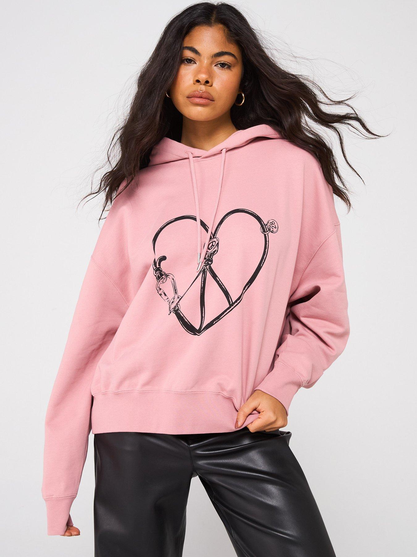 moschino-jeans-heart-logo-hoodie-pink