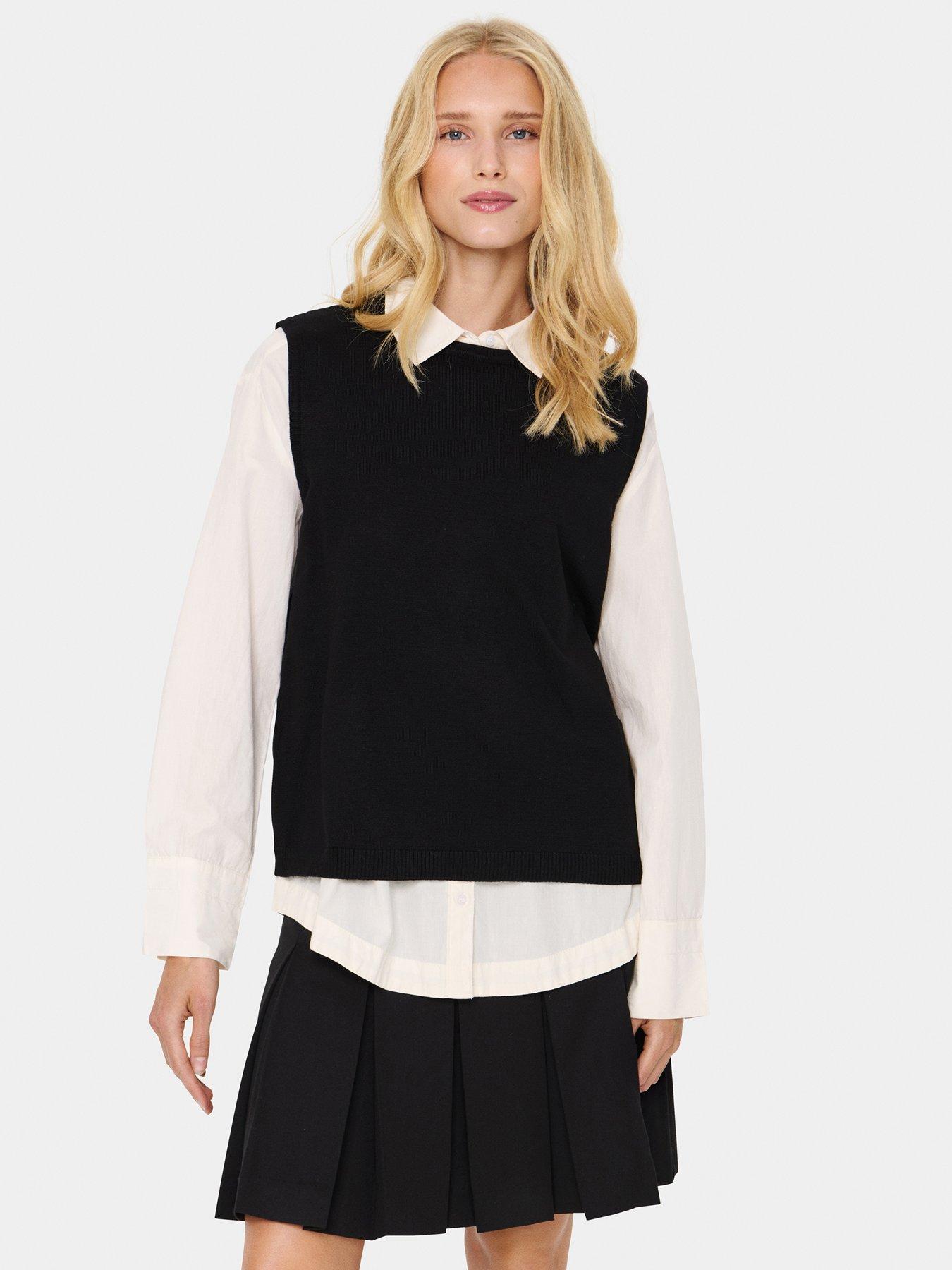 undefined Mila Vest - Black