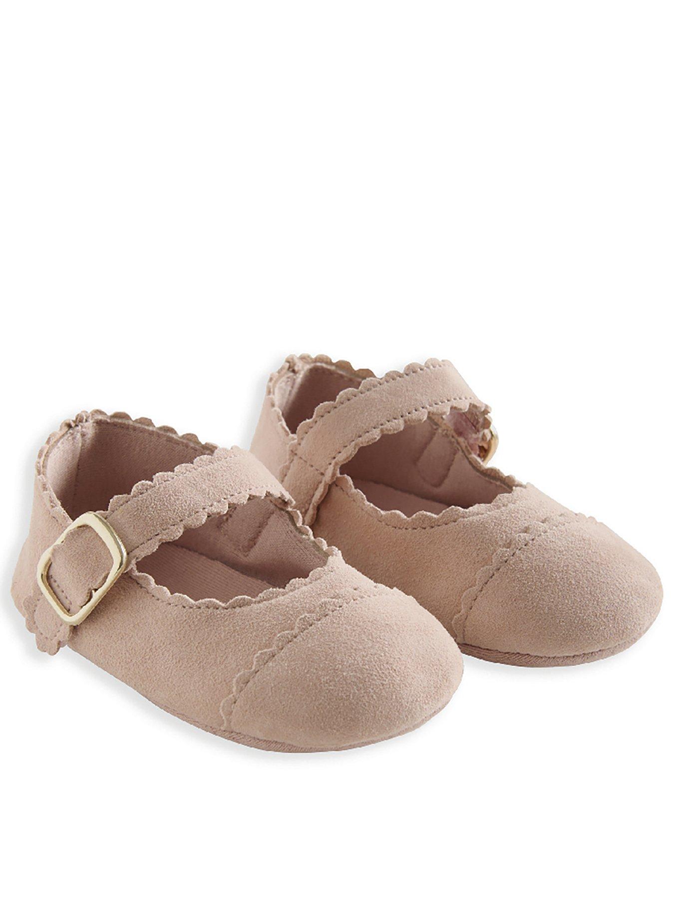 undefined Baby Girls Scallop Detail Pram Shoes - Pink