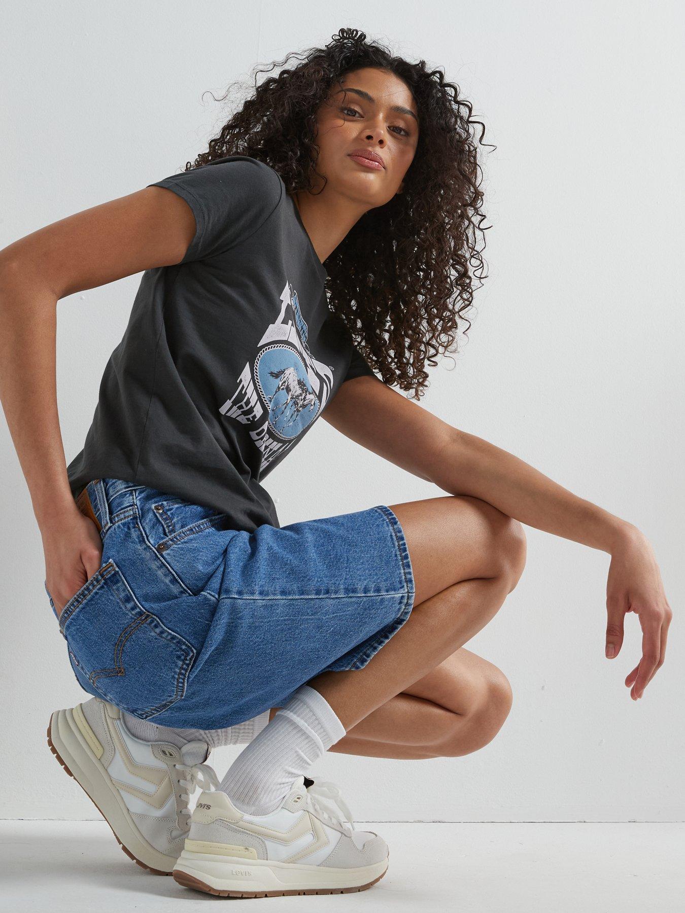  image of levis-perfect-t-shirt-levis-horse-poster-pirate-black