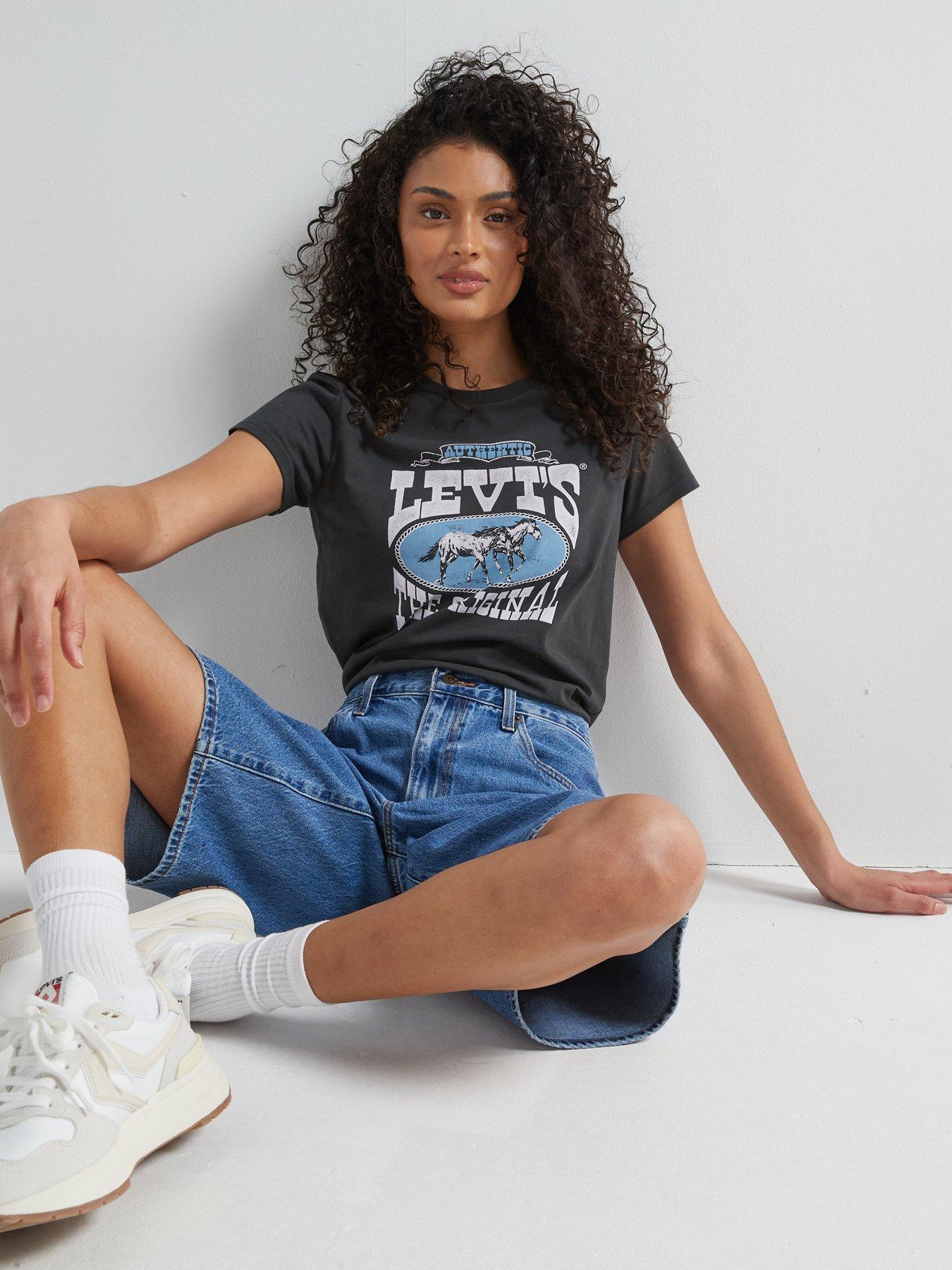  image of levis-perfect-t-shirt-levis-horse-poster-pirate-black