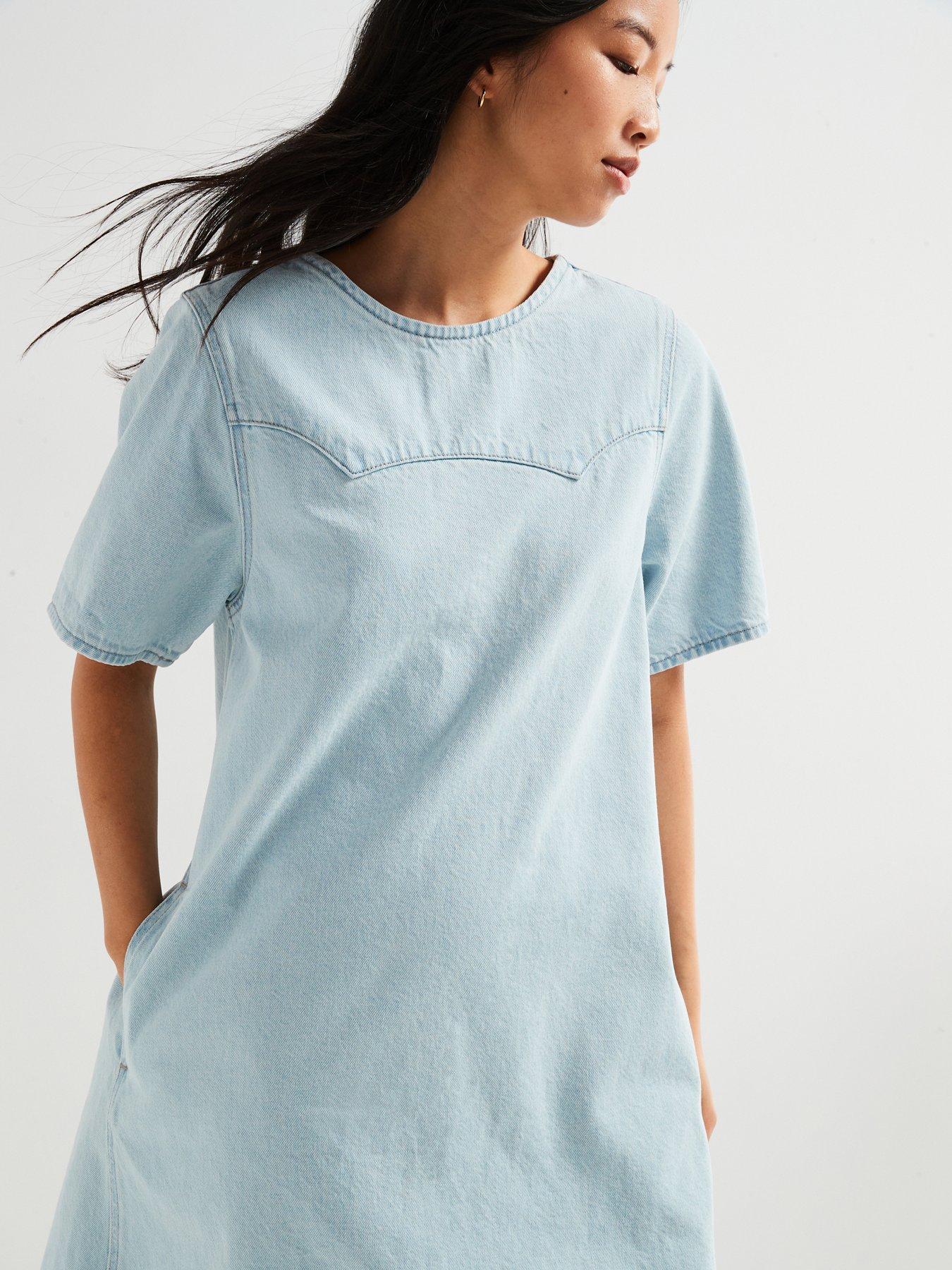 levi's denim tee dress Louisa Short Sleeve Denim Dress - Medium Wash