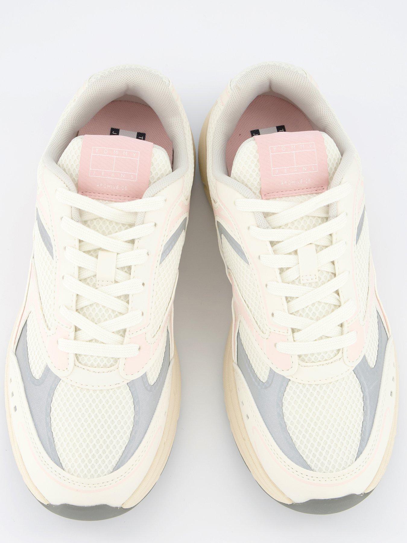 image of tommy-jeans-archive-runner-trainer-pink