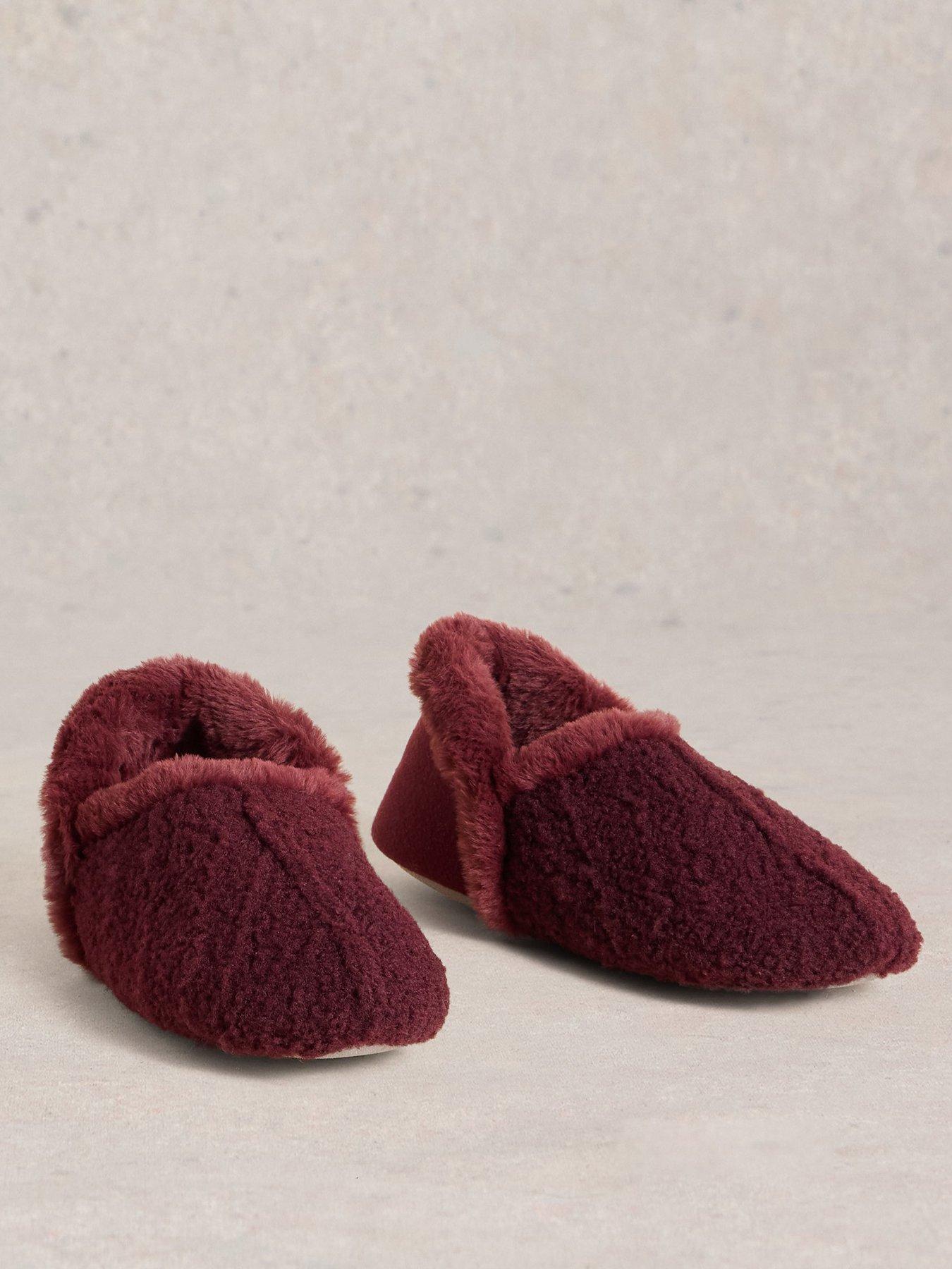  image of white-stuff-reya-closed-back-slipper-red