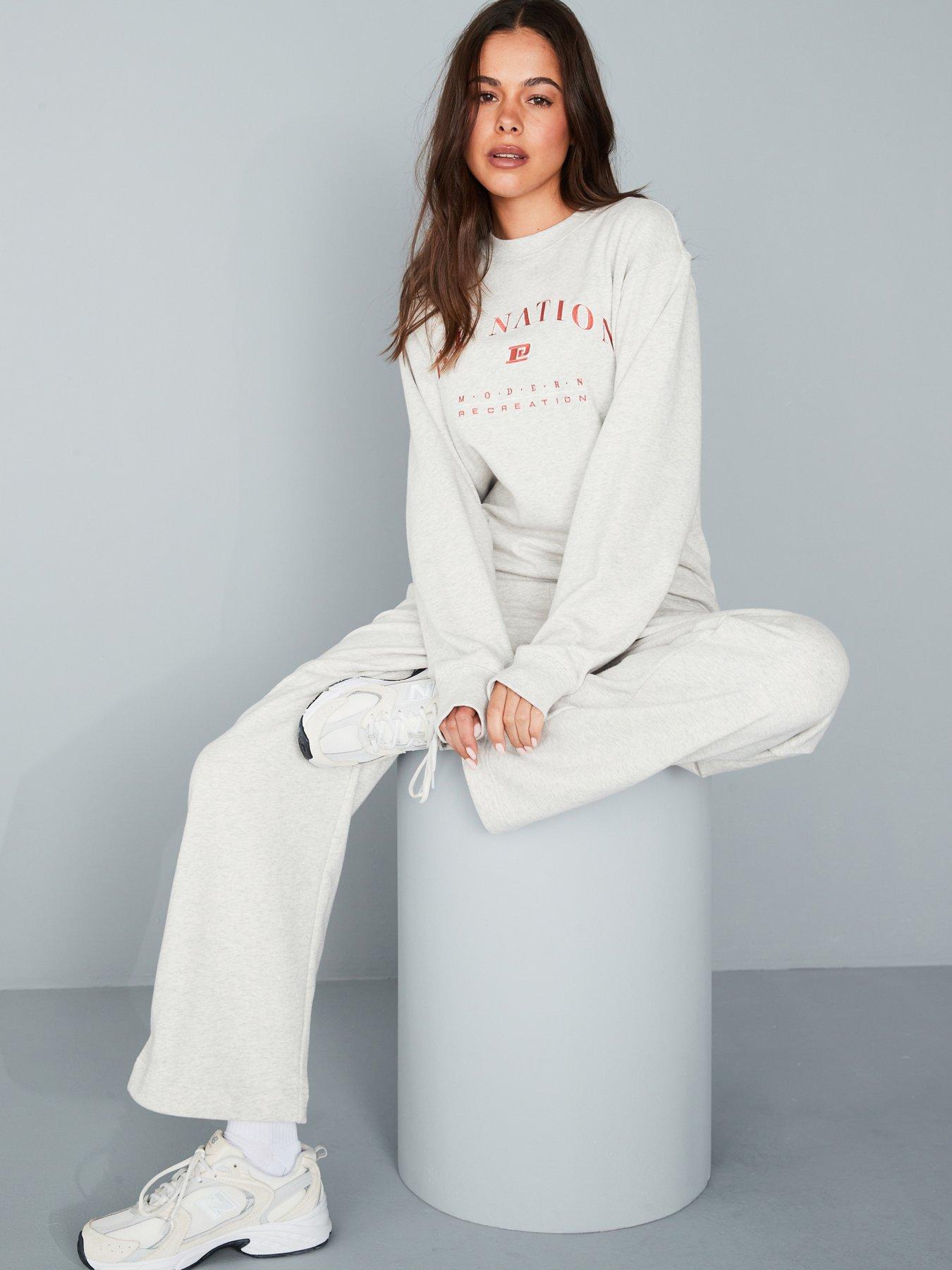 undefined Womens Training Liberation Sweat - Grey
