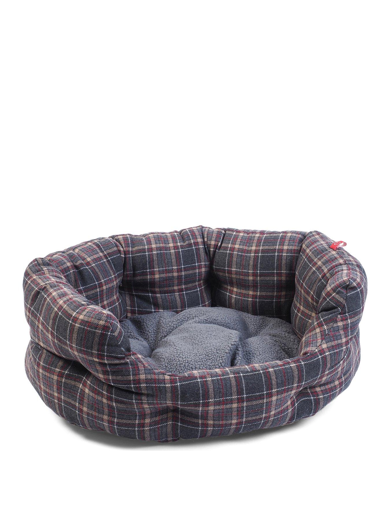 image of zoon-plaid-oval-bed