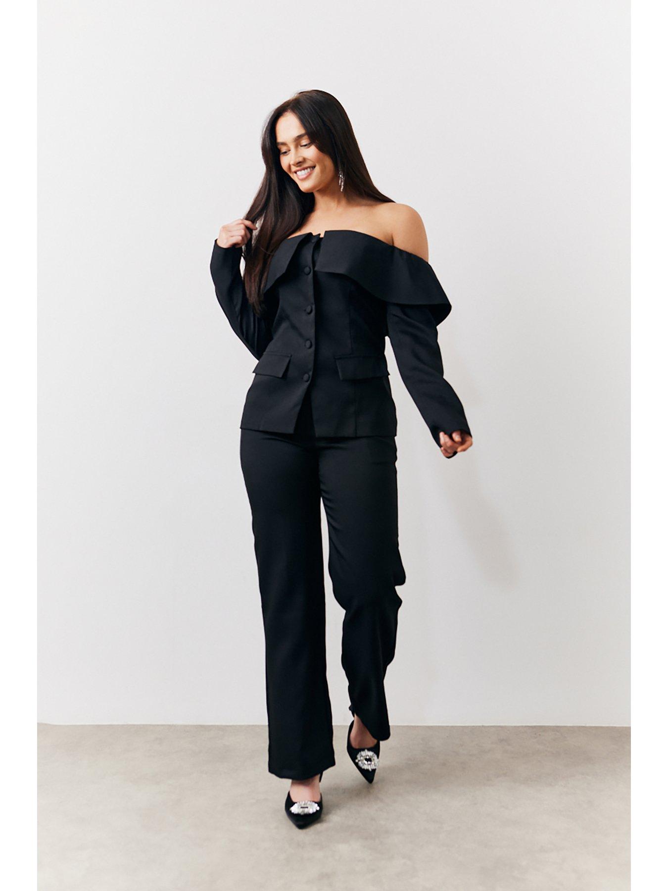  image of in-the-style-hannah-brown-fold-over-button-through-blazer-black